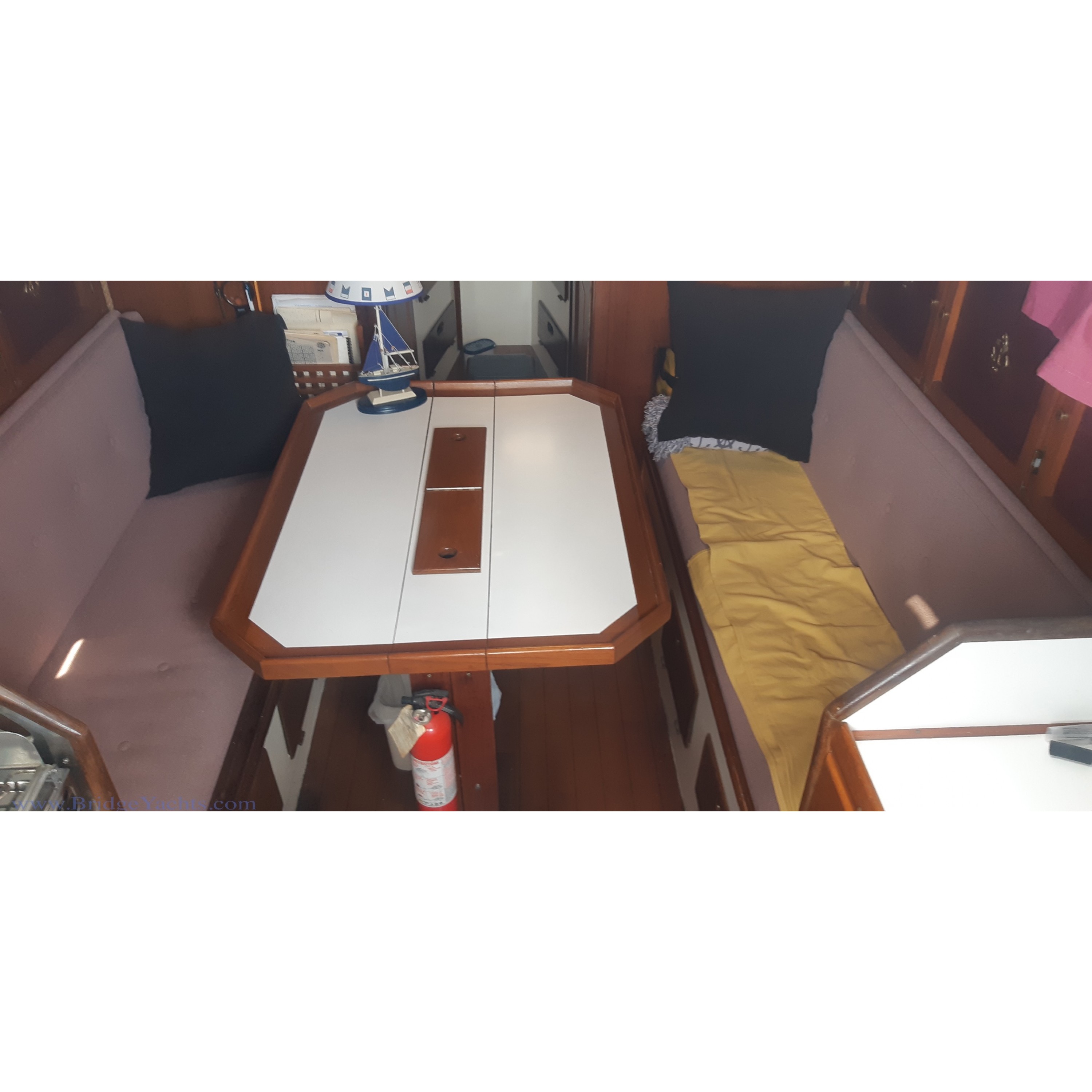 1968 31' 11" C&C YACHTS Corvette 1968 31' 11" C&C YACHTS Corvette