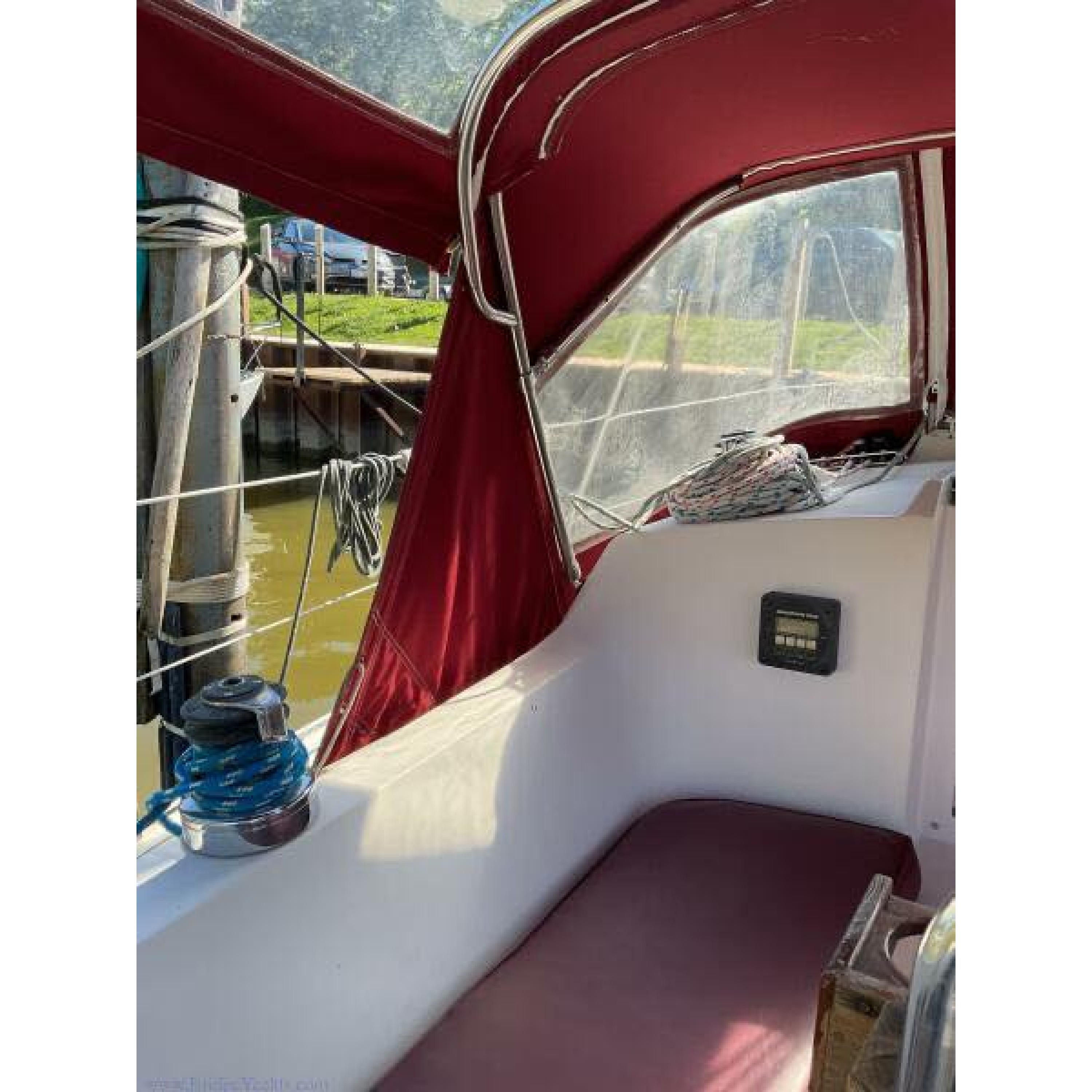 1985 CS30 30ft Cruiser-Ricer