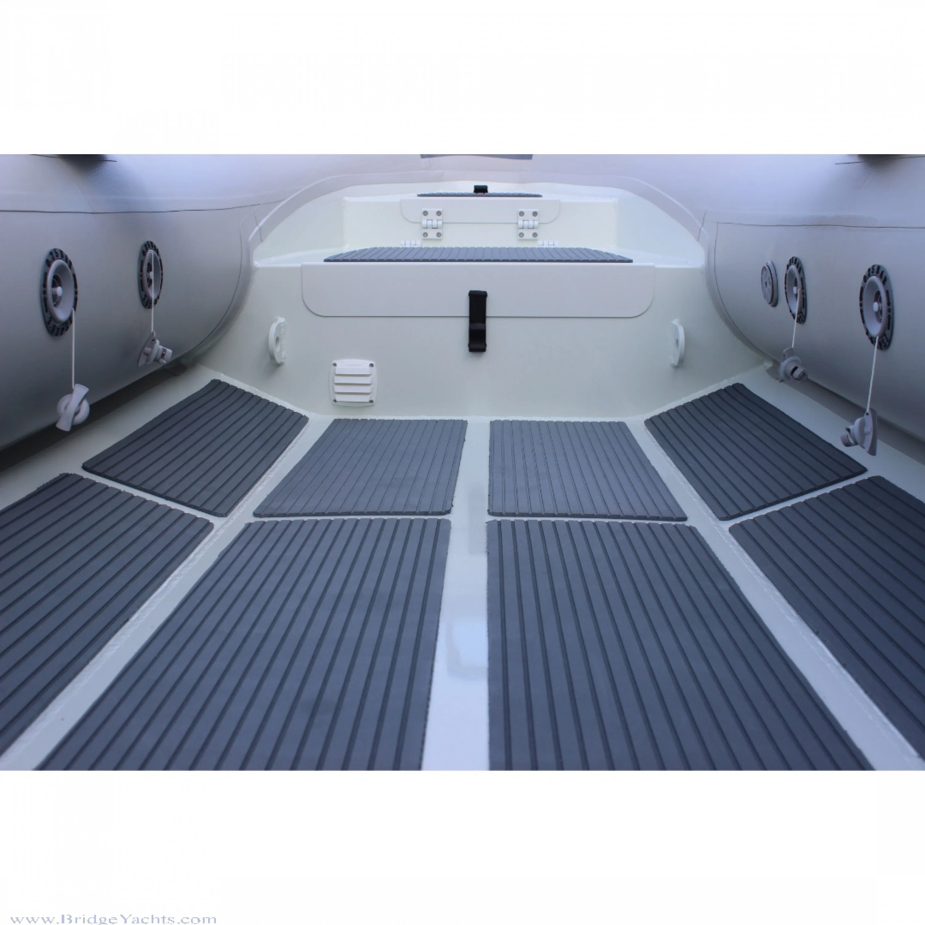 INNOVOCEAN ALD360 ALUMINUM RIB, DOUBLE-DECK, BOW LOCKER