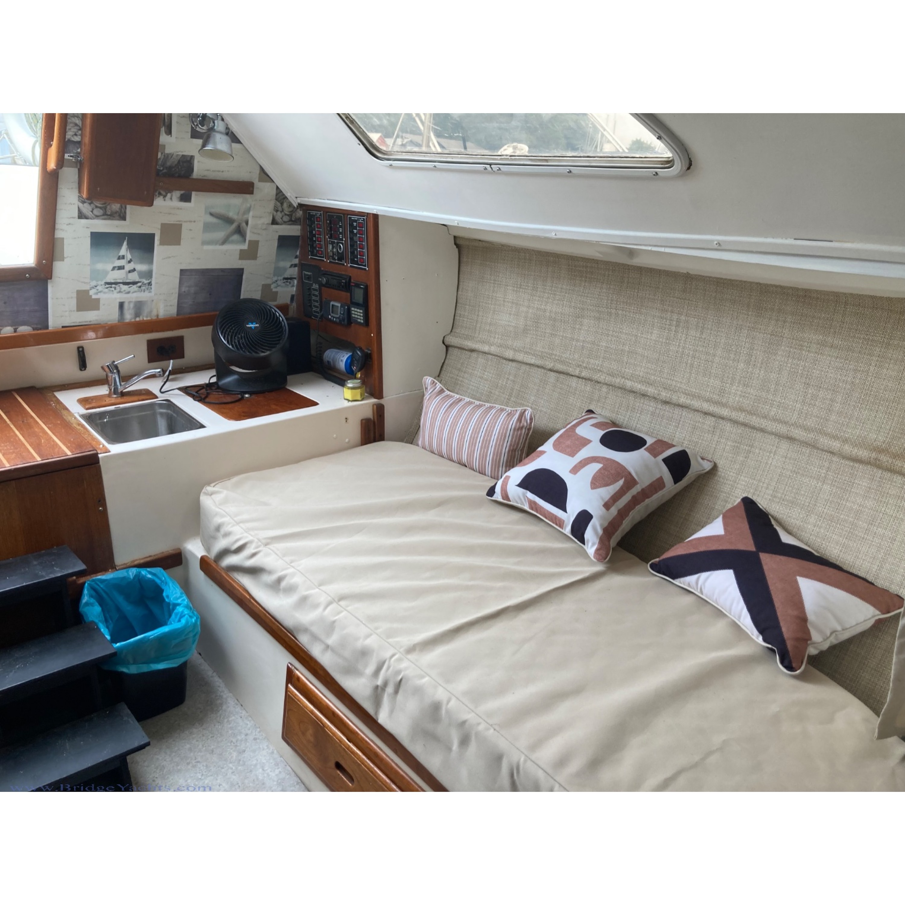 1977 San Juan 30 Sailboat