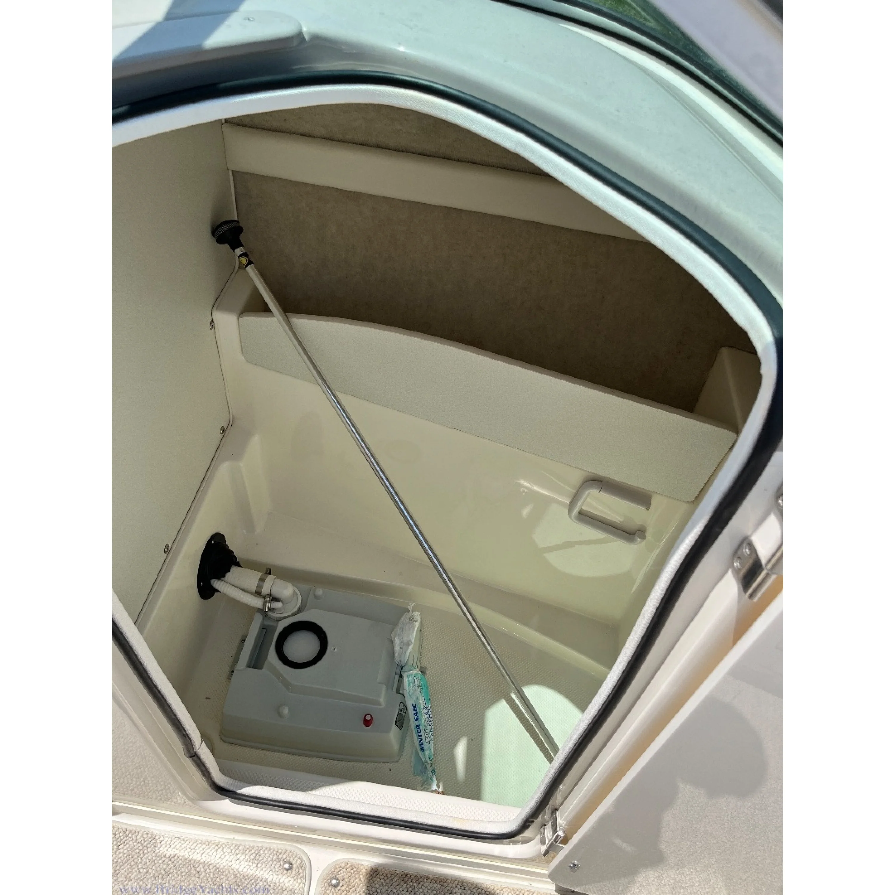 2003 26' 4" MAXUM 2400 SR 2003 26' 4" MAXUM 2400 SR
