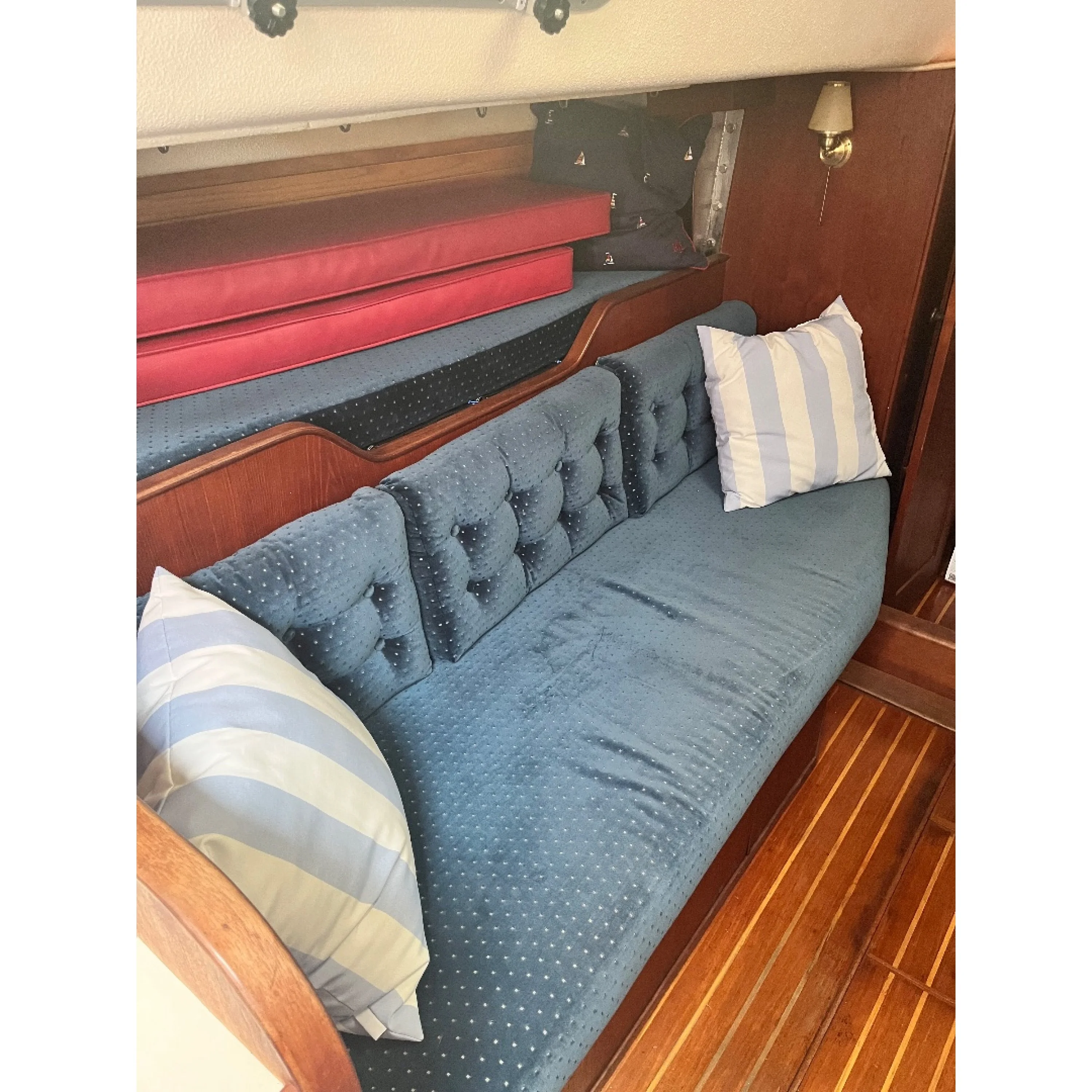 1983 36' MORGAN YACHTS 36 Nelson Merek Full Fathom IV 1983 36' MORGAN YACHTS 36 Nelson Merek Full Fathom IV