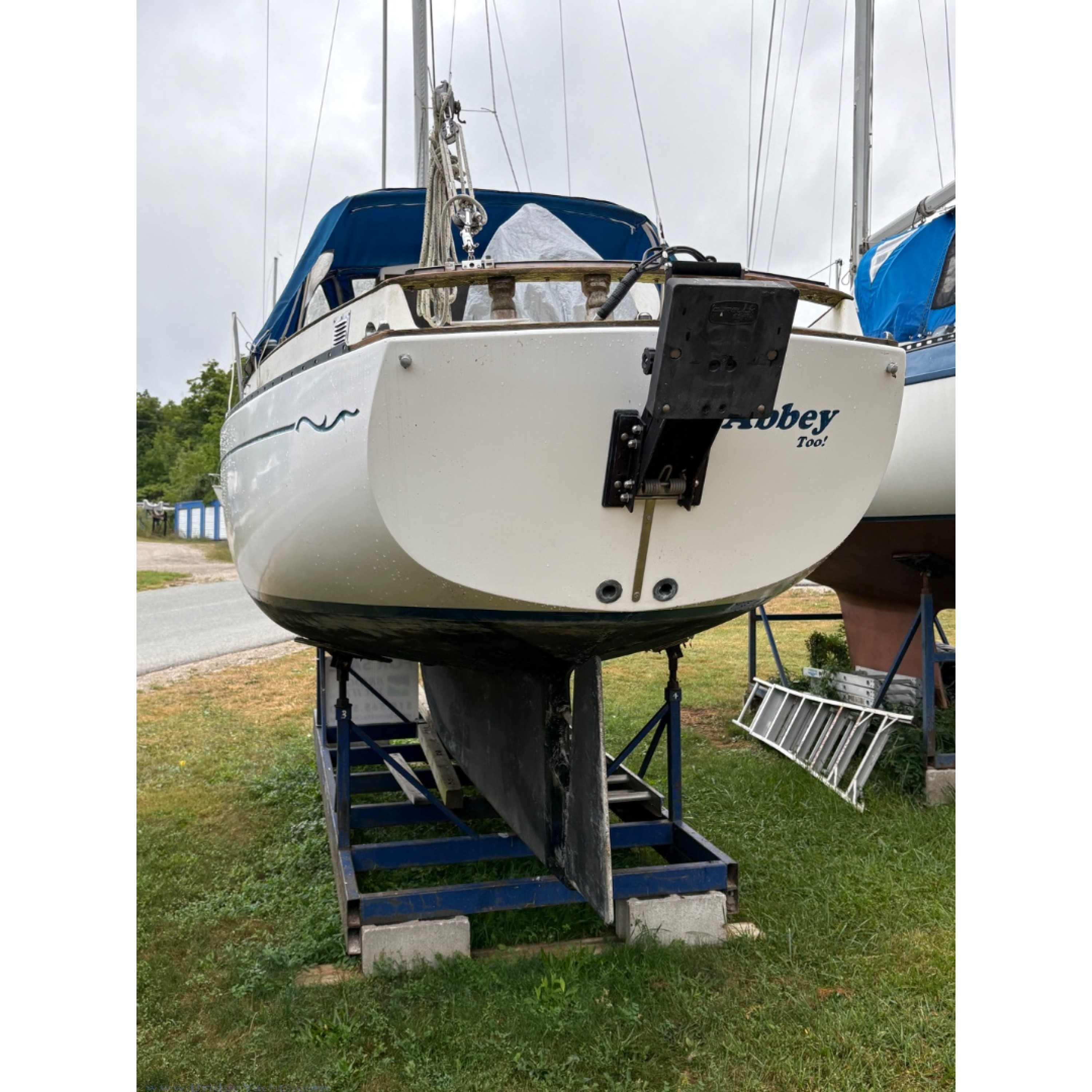 1976 25ft Bayfield 25 Sailboat