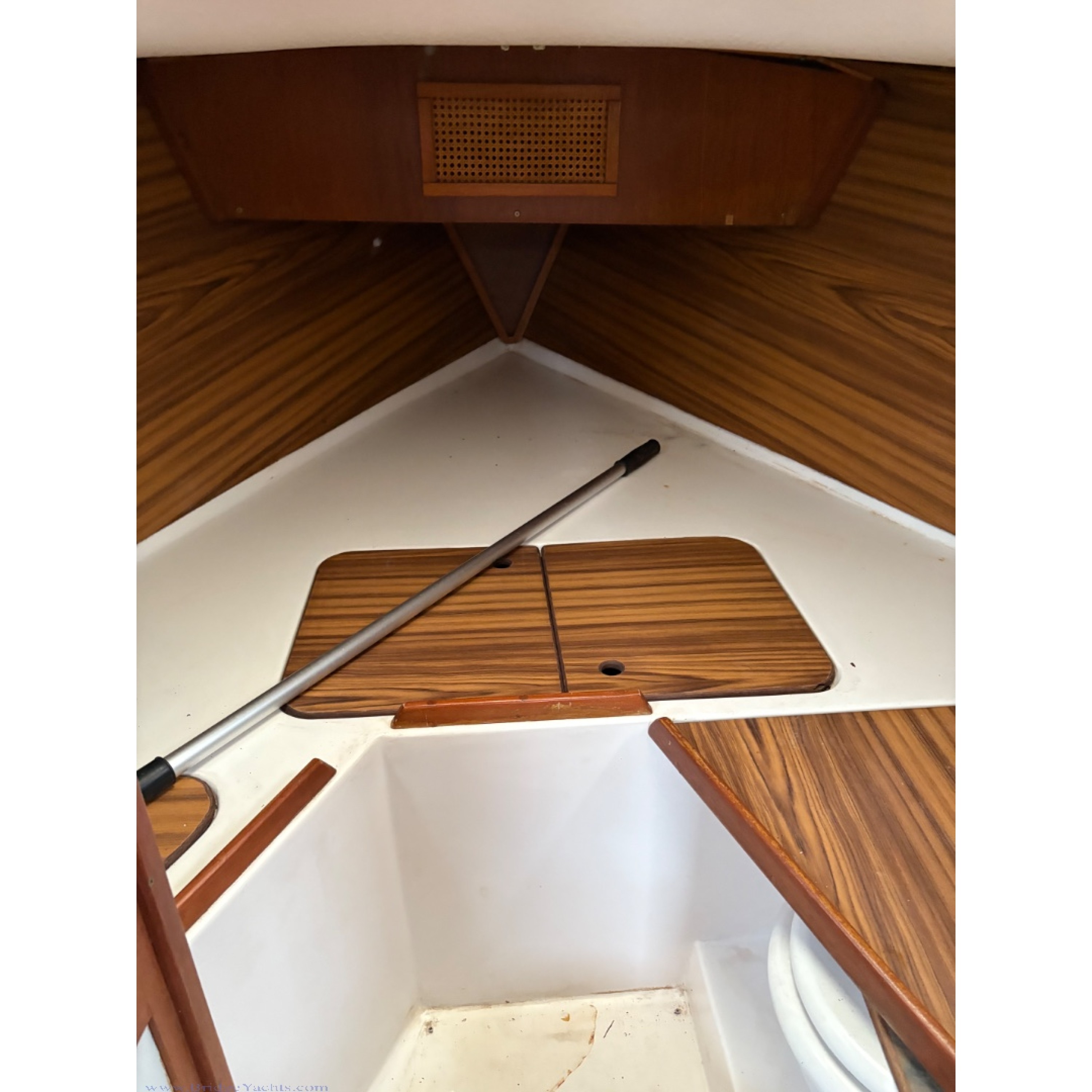 1976 25ft Bayfield 25 Sailboat
