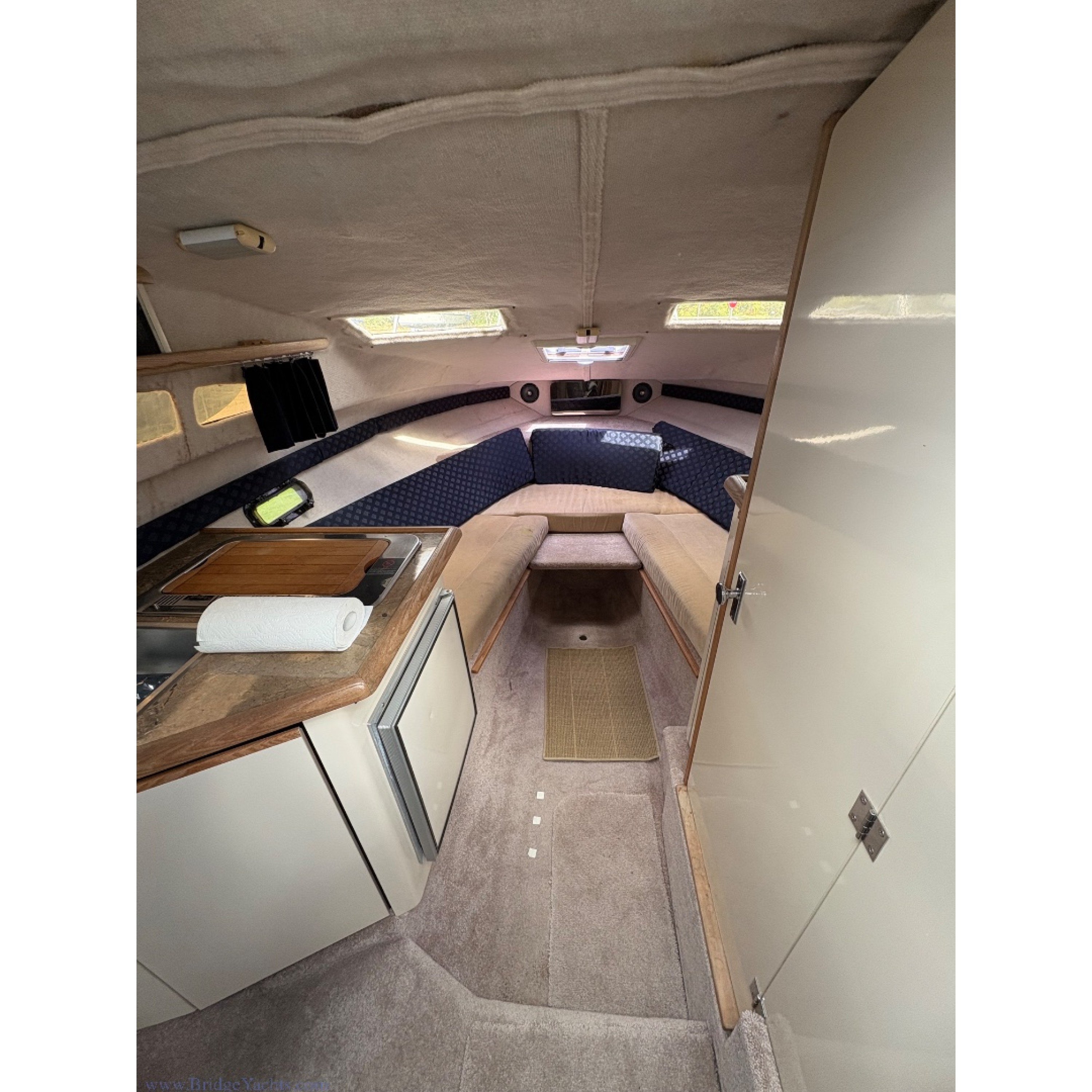 1991 Bayliner 2651 Sunbridge