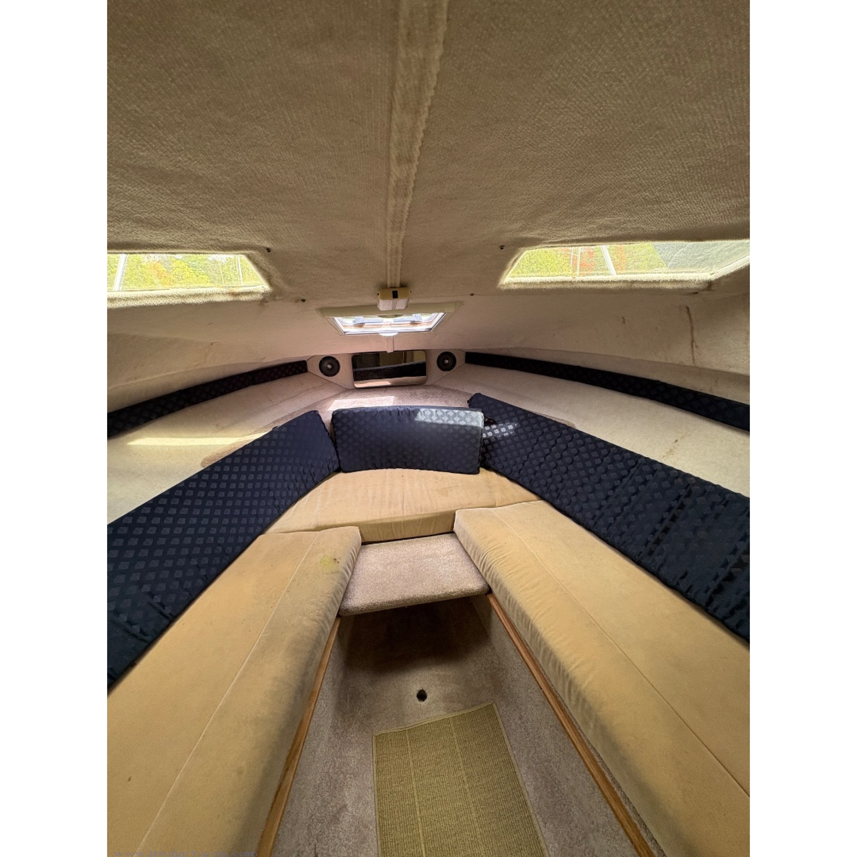 1991 Bayliner 2651 Sunbridge