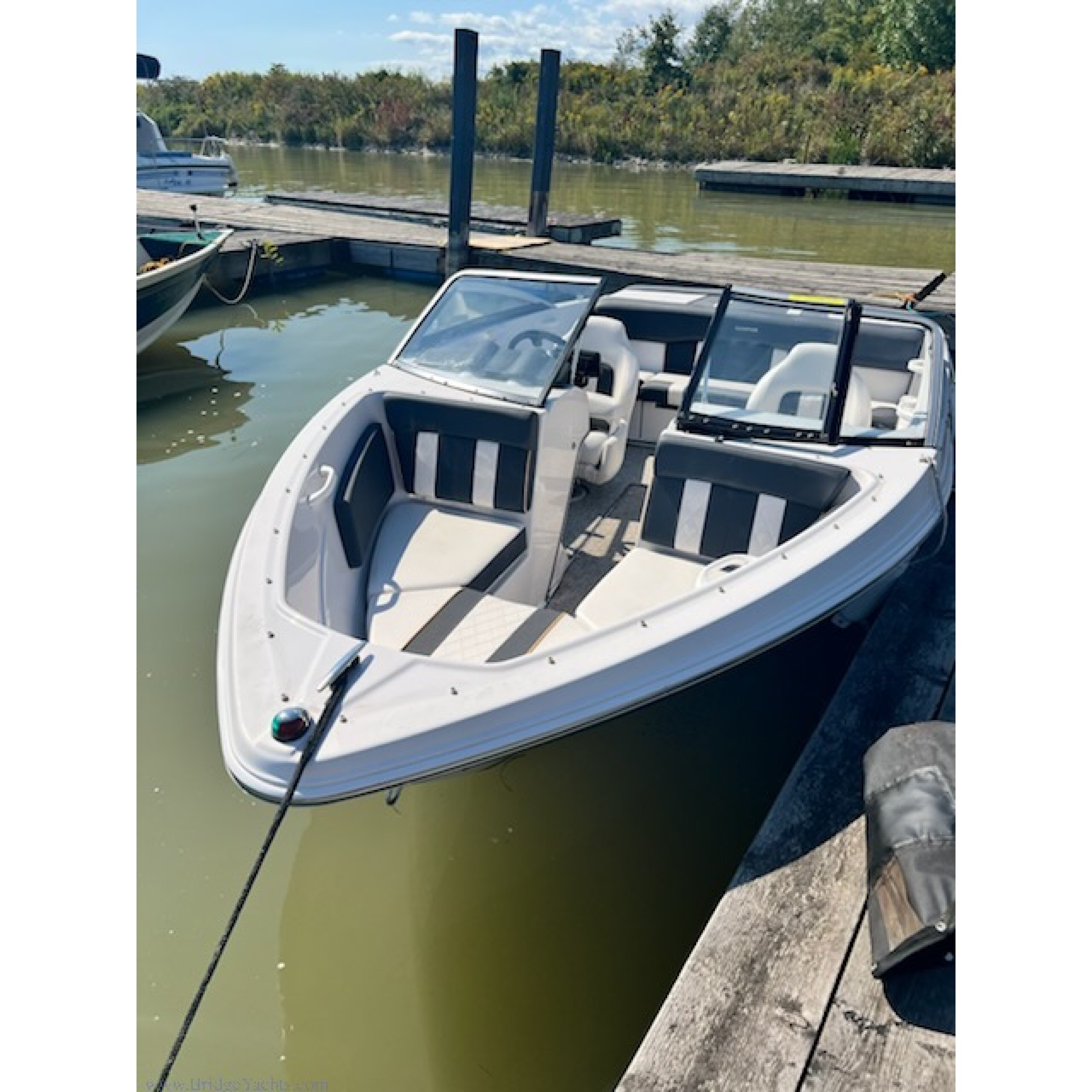 2014 Glastron 18ft 185 GXT