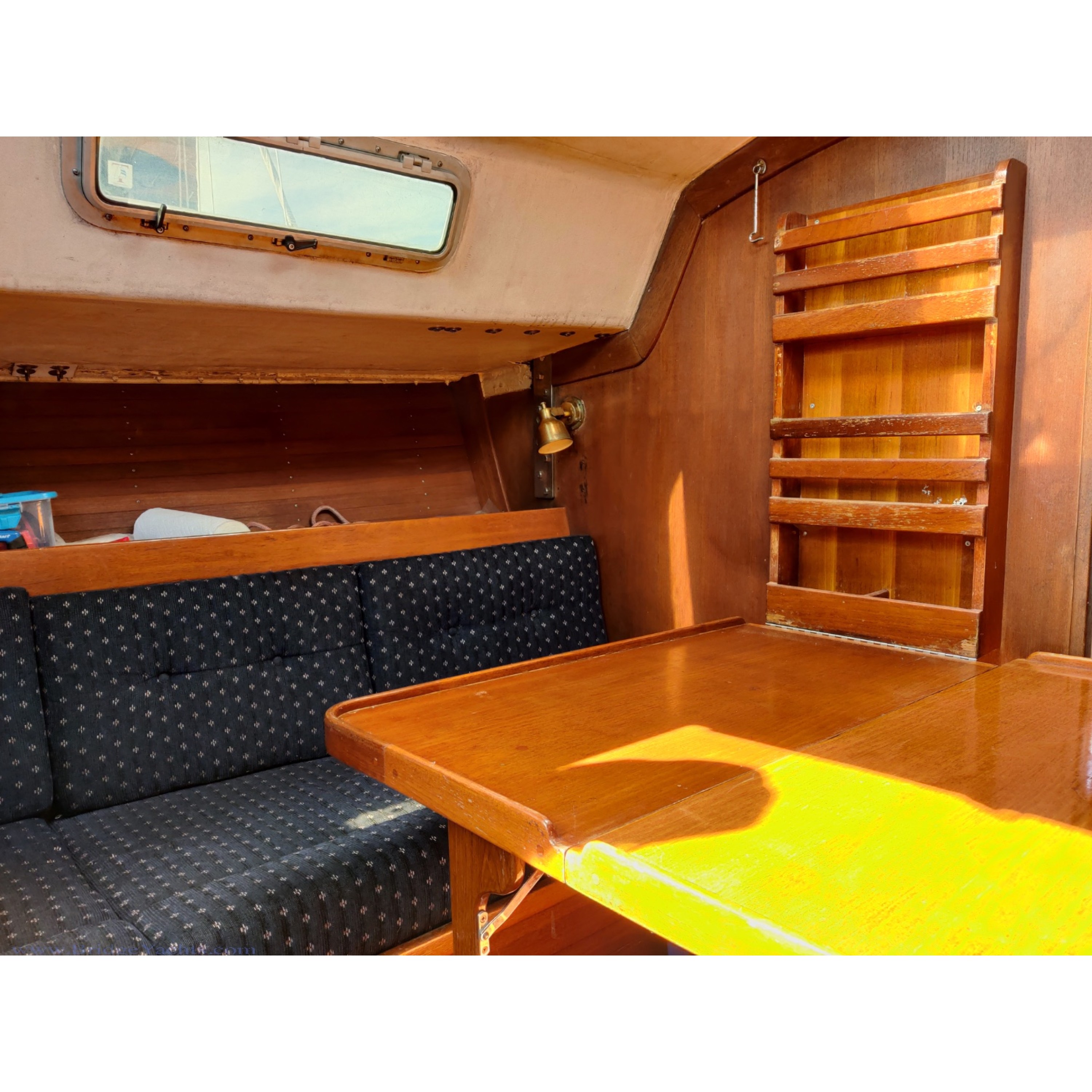 1988 J Boats J/35 Sailboat