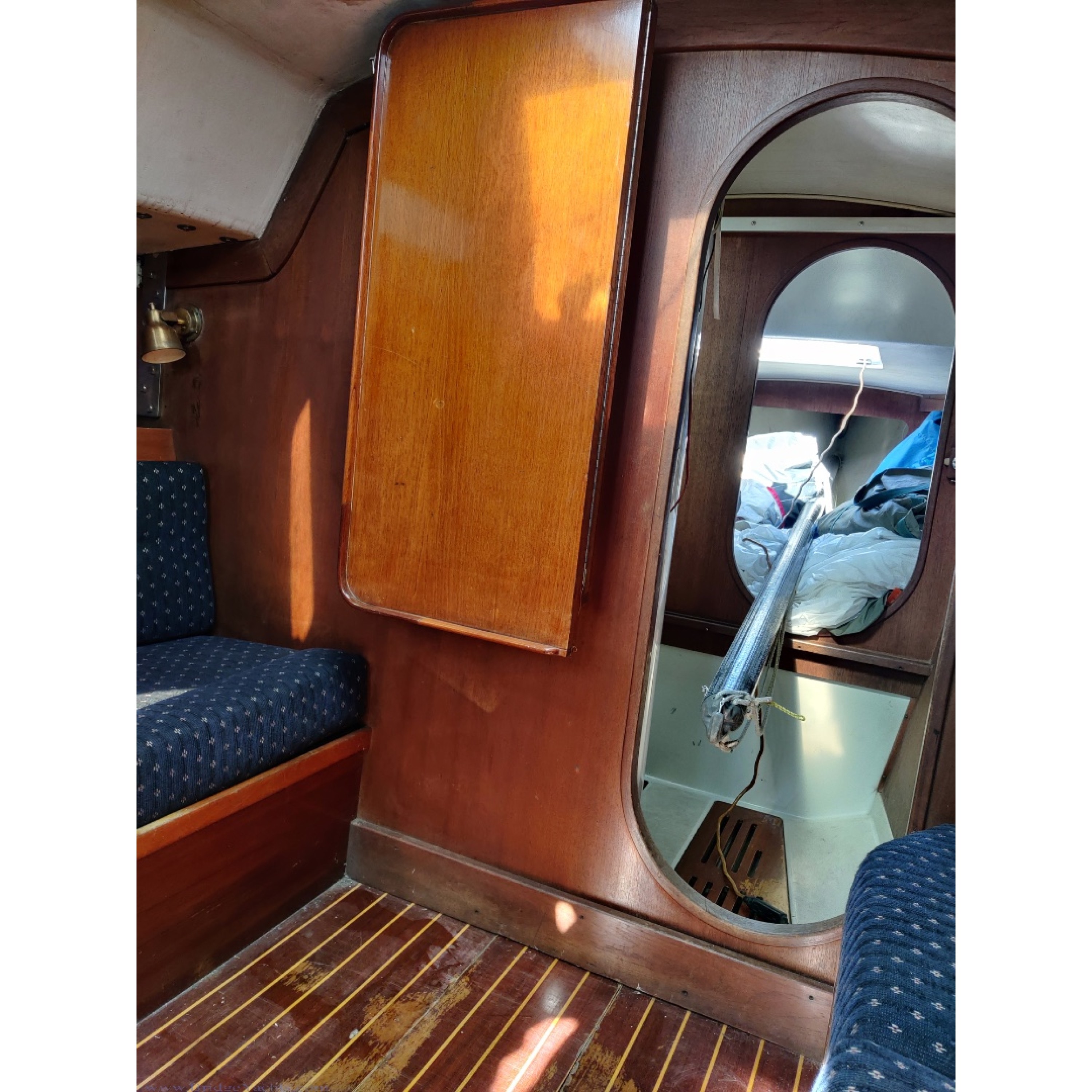 1988 J Boats J/35 Sailboat