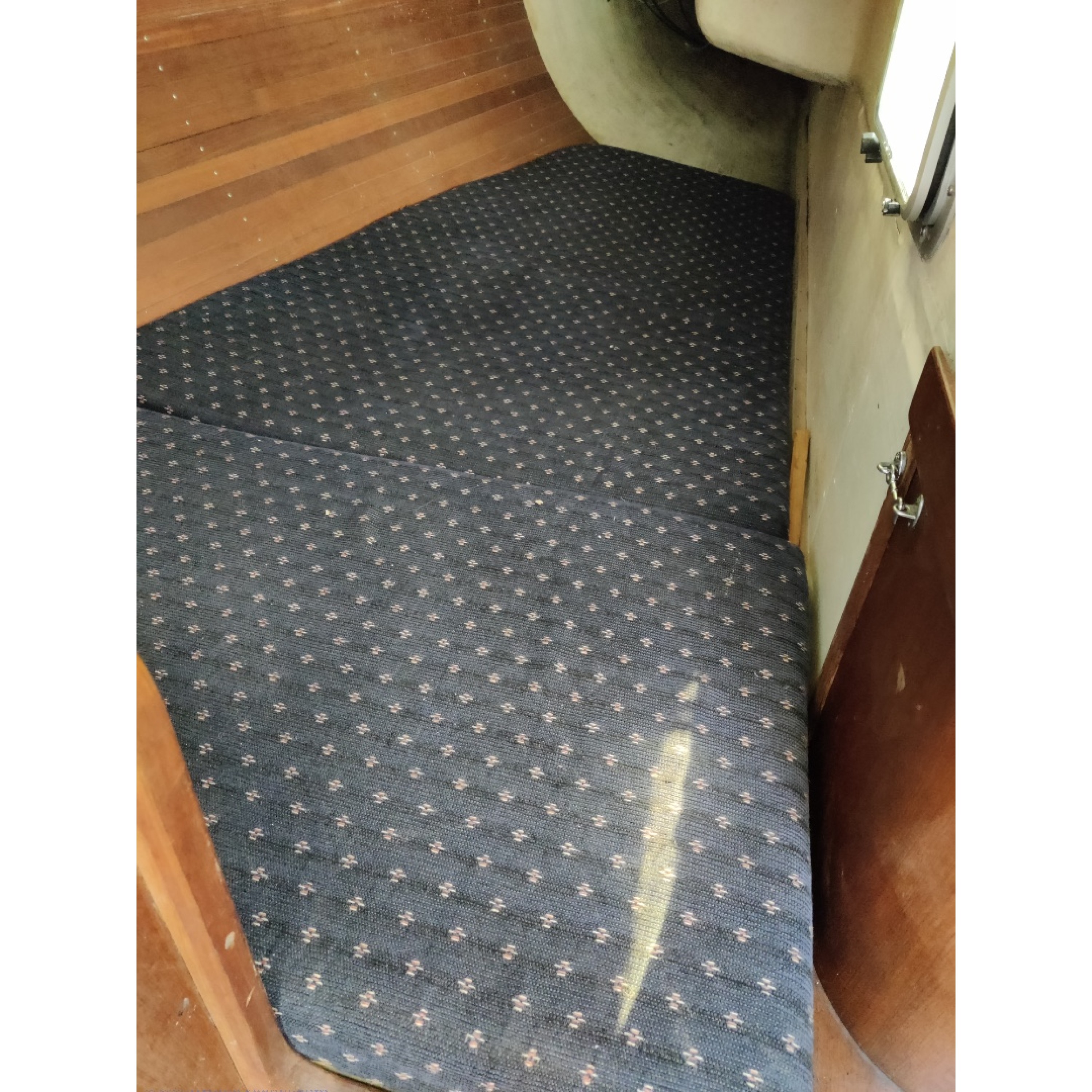 1988 J Boats J/35 Sailboat