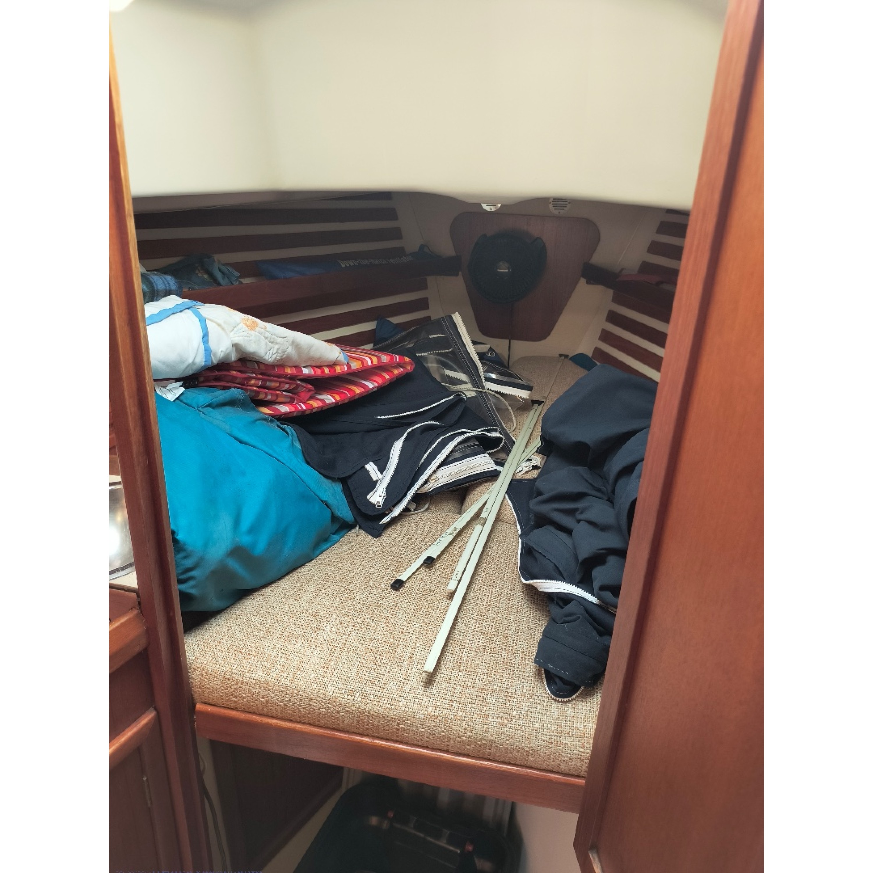 1981 Niagara 31 Sailboat