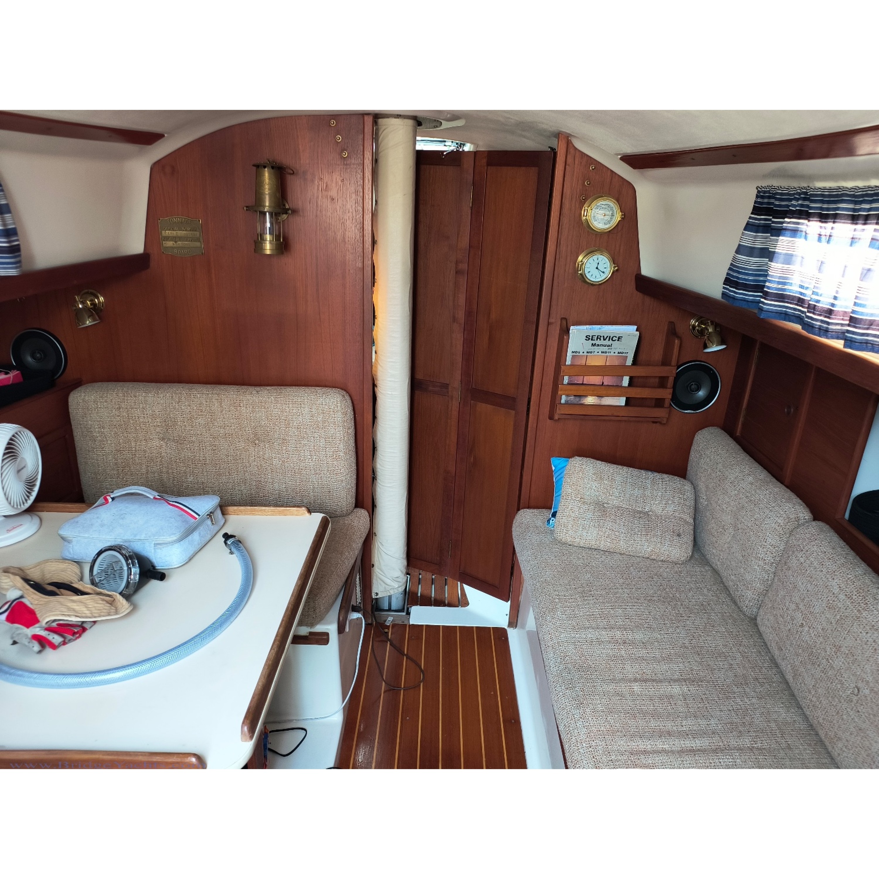 1981 Niagara 31 Sailboat