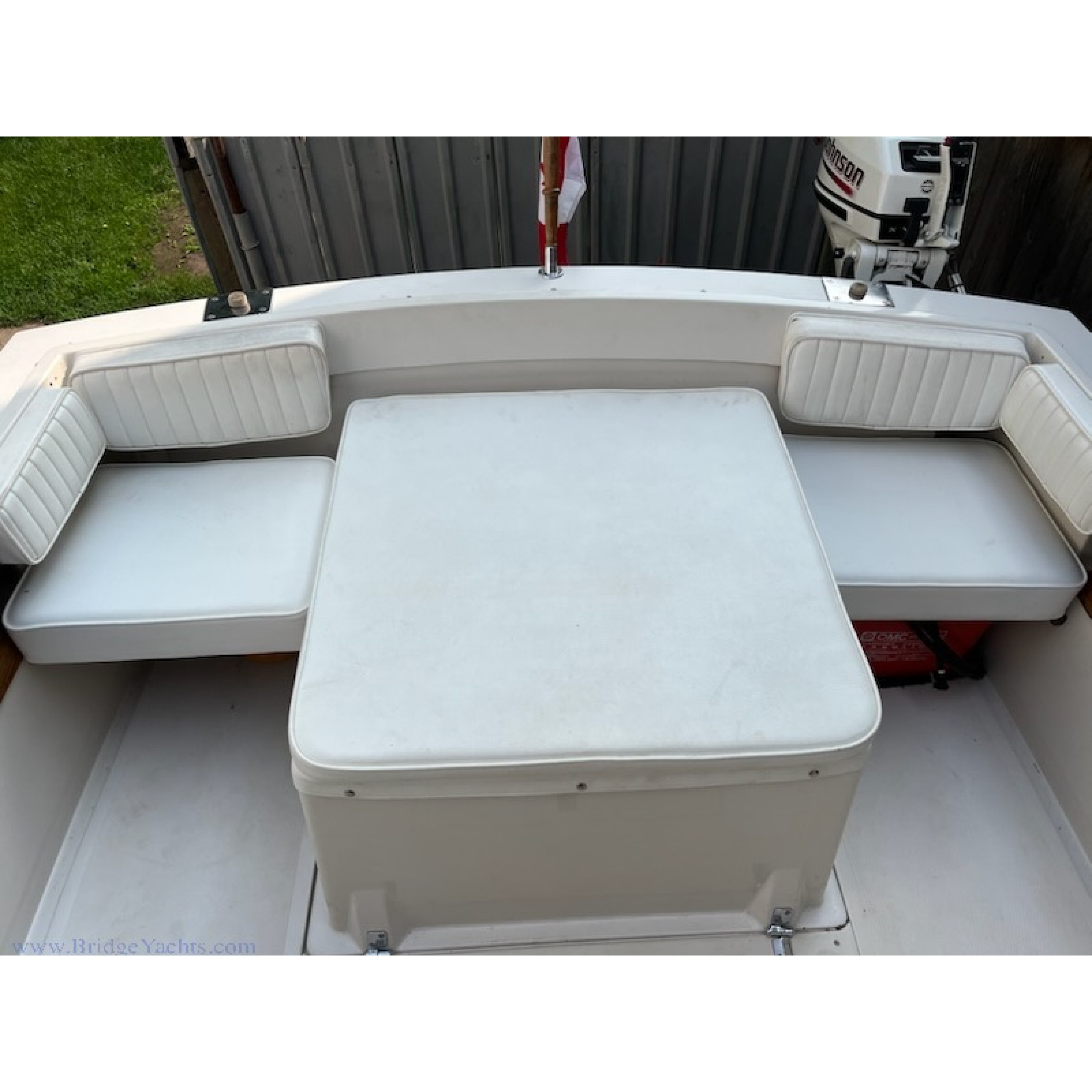 1986 20ft Medeiros / Limestone