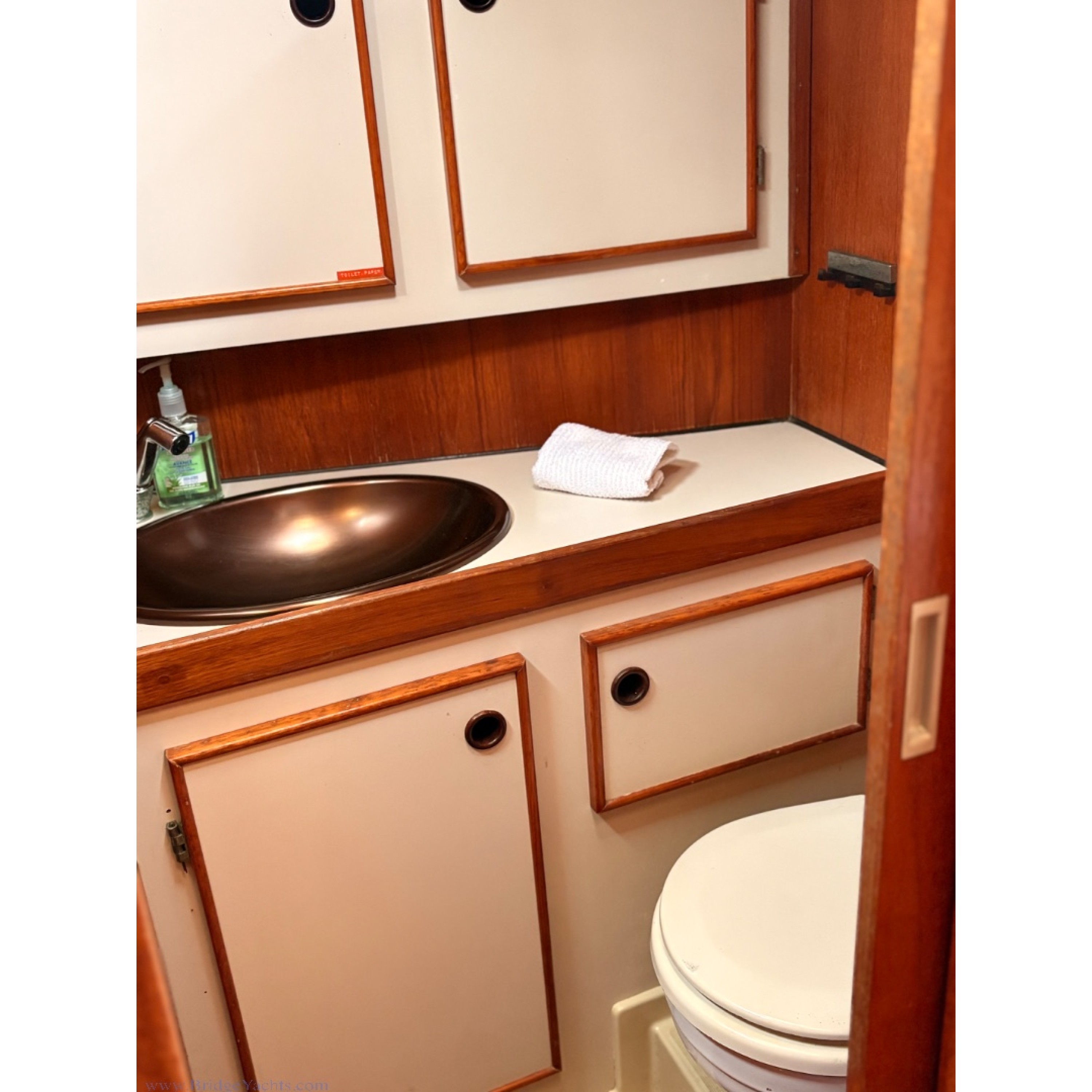 1985 Jeanneau Sun Shine 36 CB