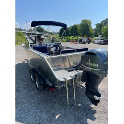 Stanley Islander 23 Dual Console - Yamaha Stanley Islander 23 Dual Console - Yamaha