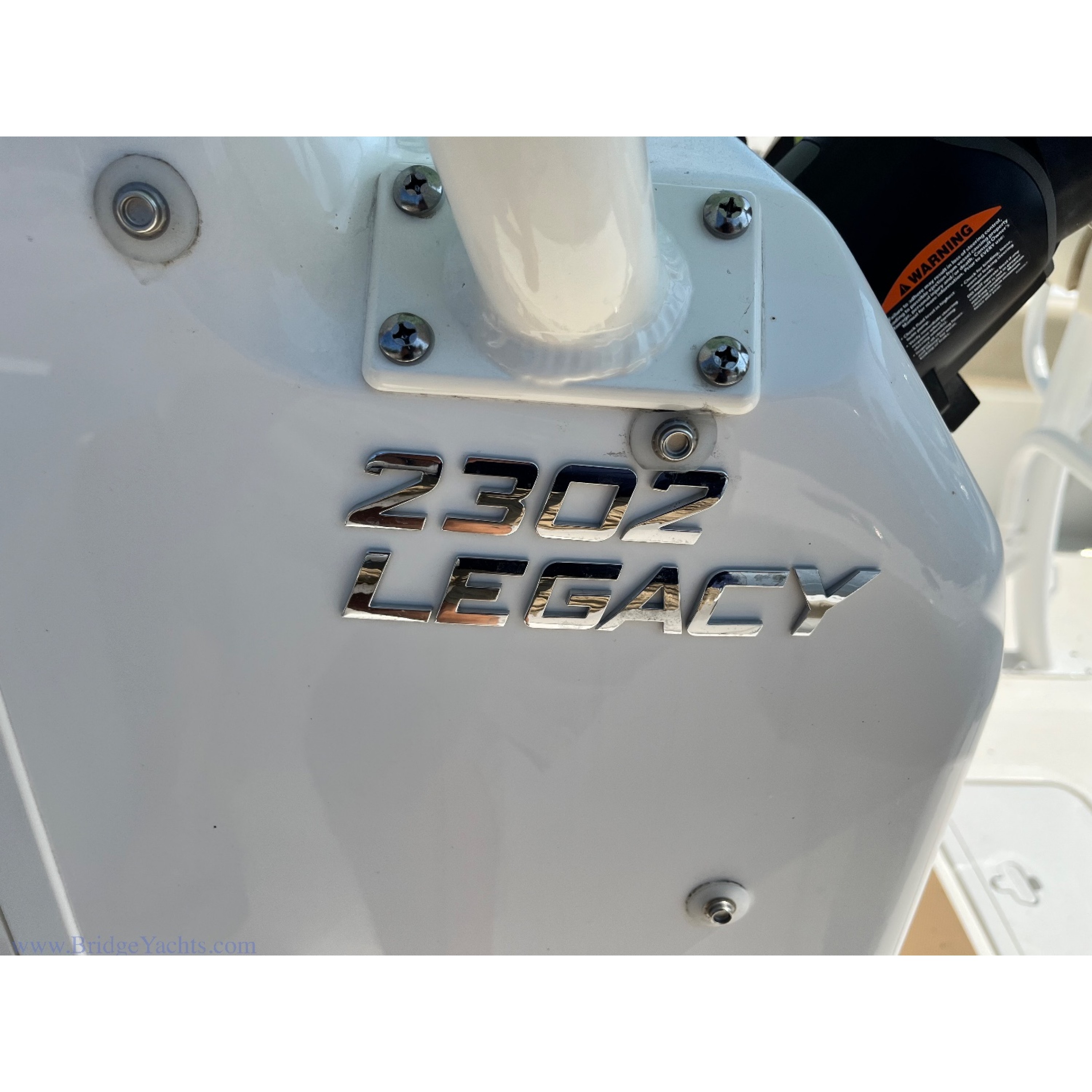 2022 23' NAUTIC STAR 2302 Legacy Center Console