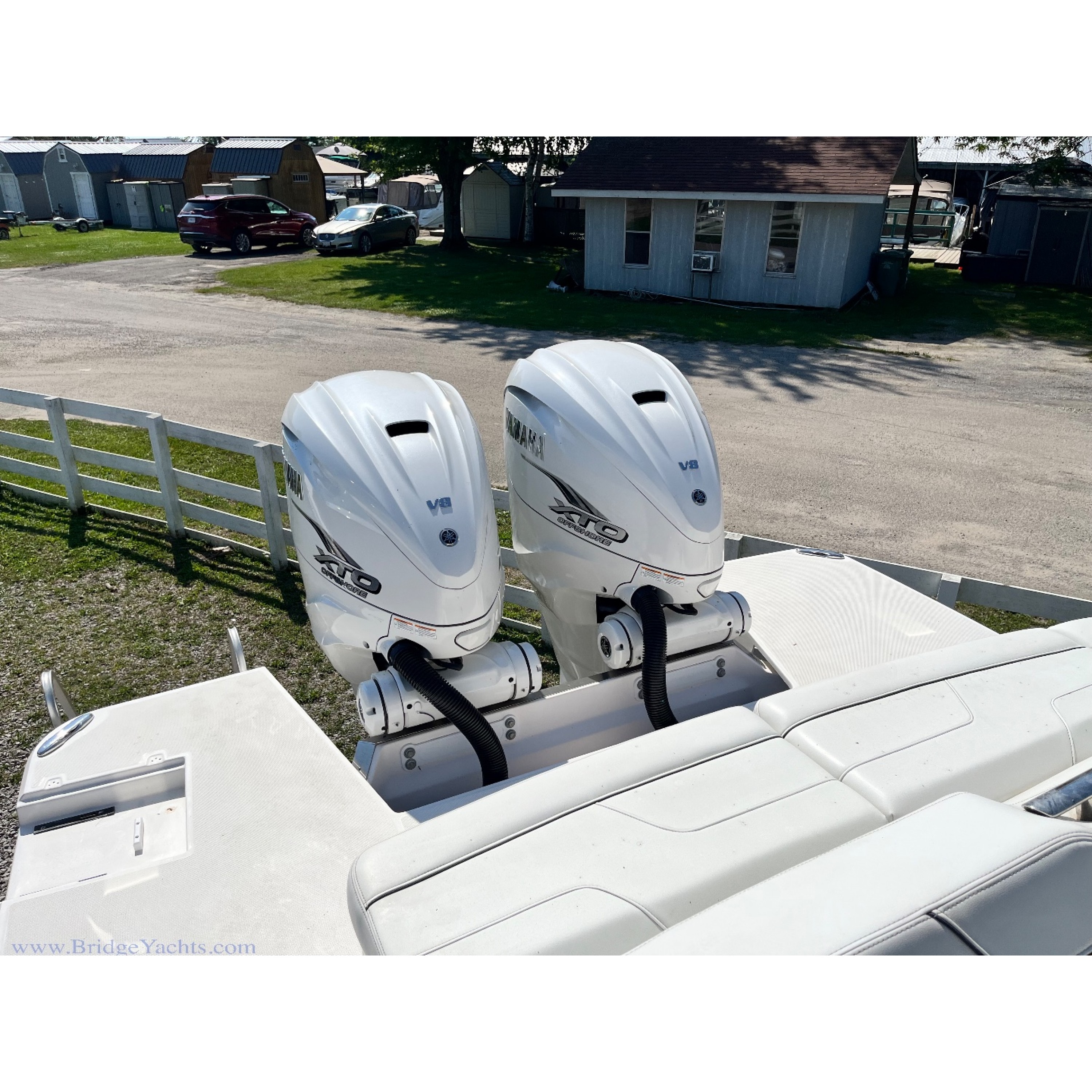 37' 4" REGAL 36 LS Bow Rider Boat Regal 36 LS 37' 4" REGAL 36 LS Bow Rider Boat Regal 36 LS