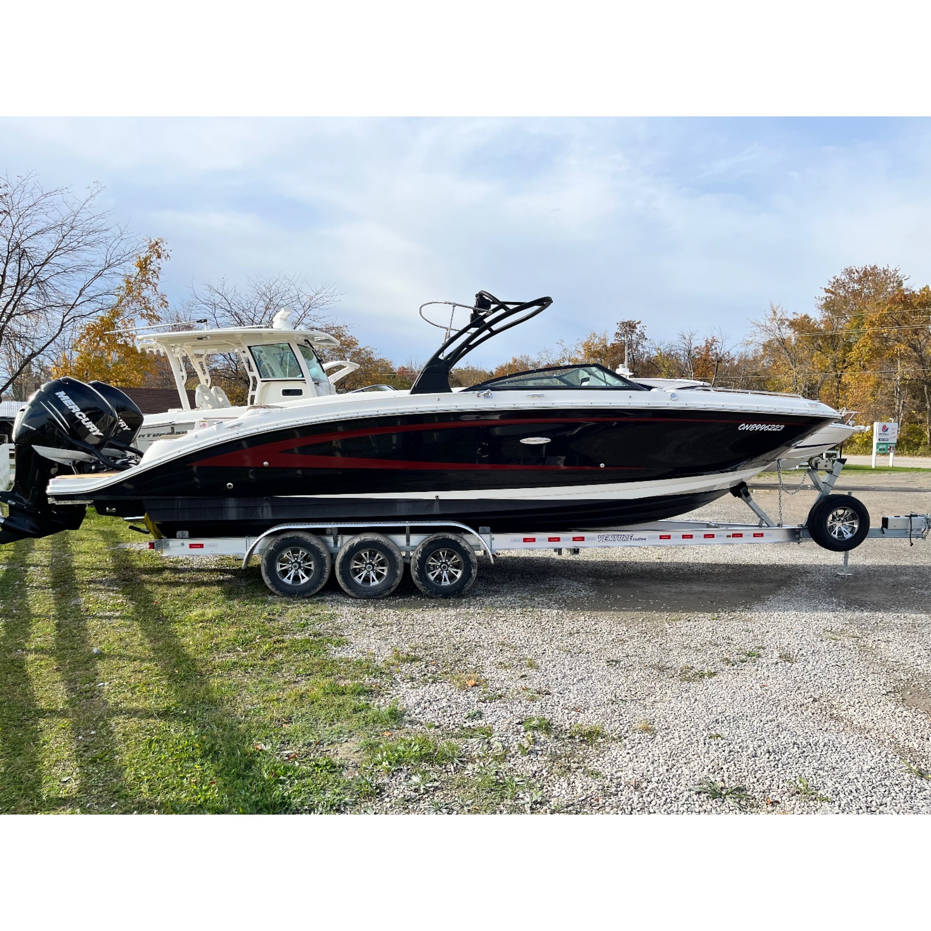 2017 29ft 2in Searay 290 SDX Deck Boat