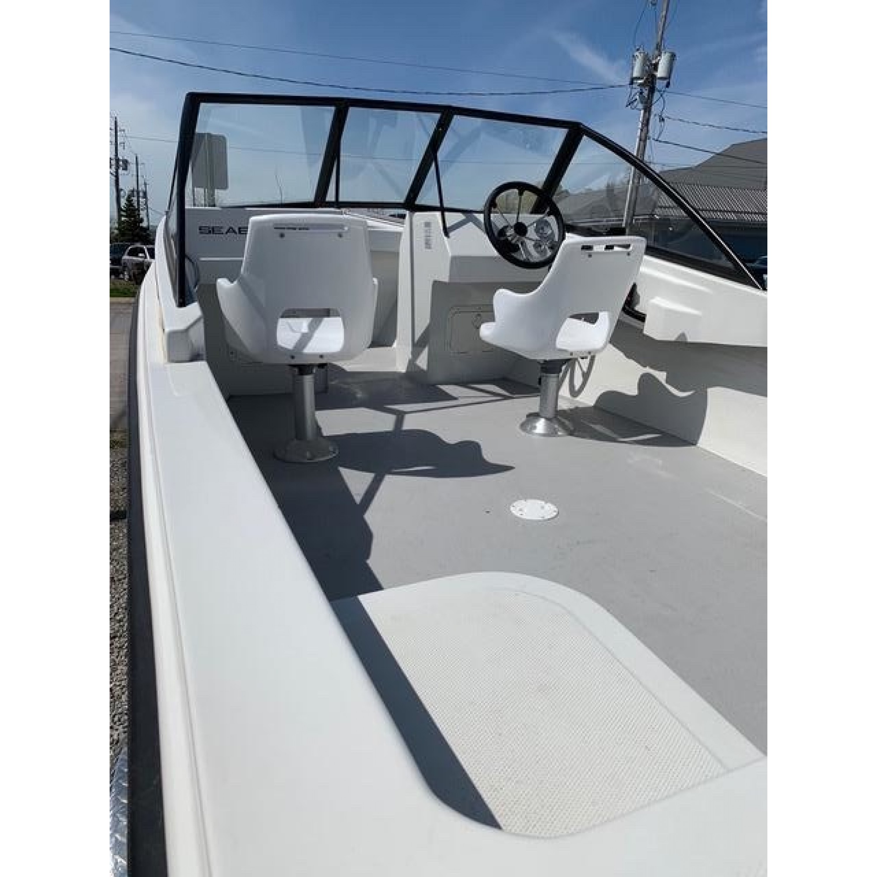 19ft Seabreeze Walk Thru - Traditional Down East Fibreglass Design with 90HP Honda Power 19ft Seabreeze Walk Thru - Traditional Down East Fibreglass Design with 90HP Honda Power