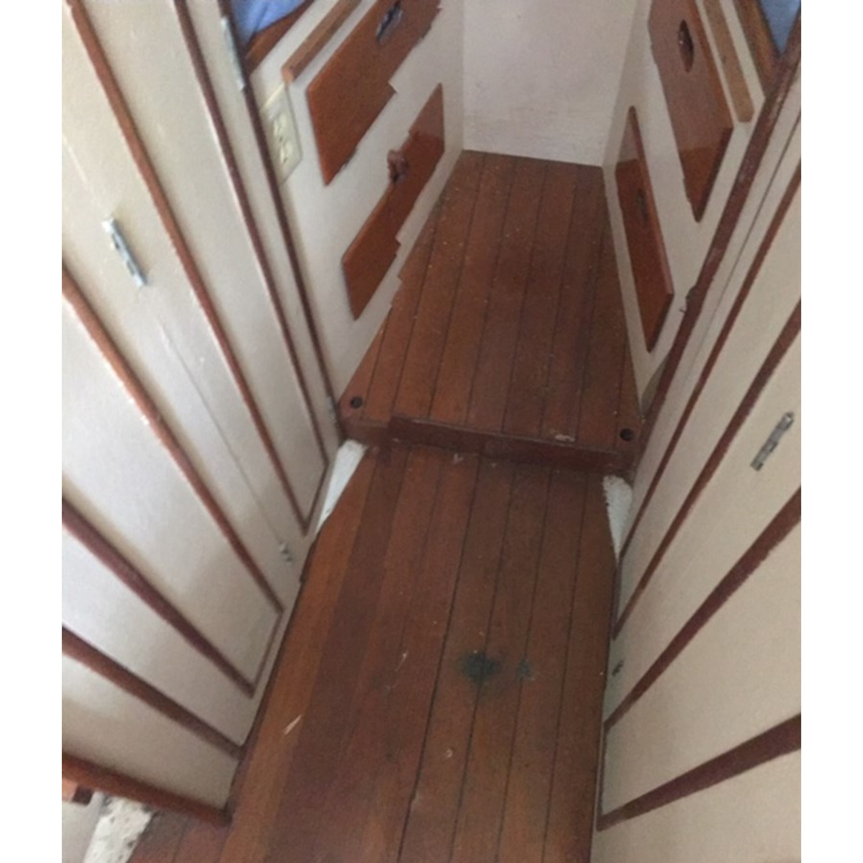 1968 31' 6" C & C YACHTS Classic Yacht Corvette 31 1968 31' 6" C & C YACHTS Classic Yacht Corvette 31