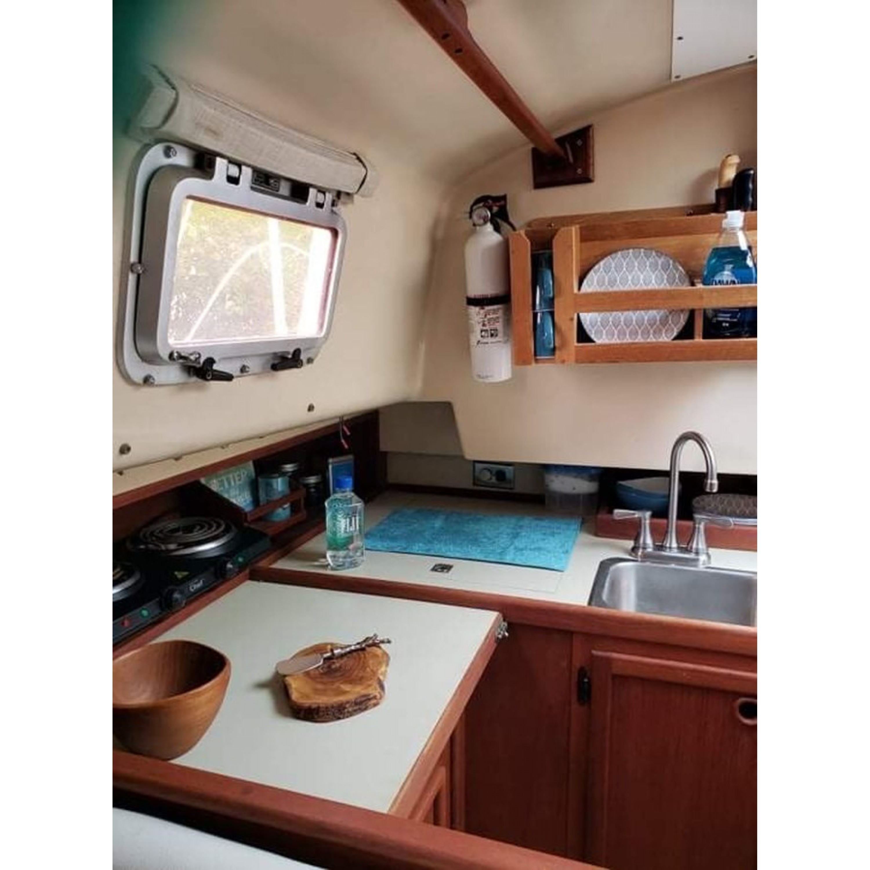 1988 32' BAYFIELD YACHTS Cruising Sailboat 32 1988 32' BAYFIELD YACHTS Cruising Sailboat 32