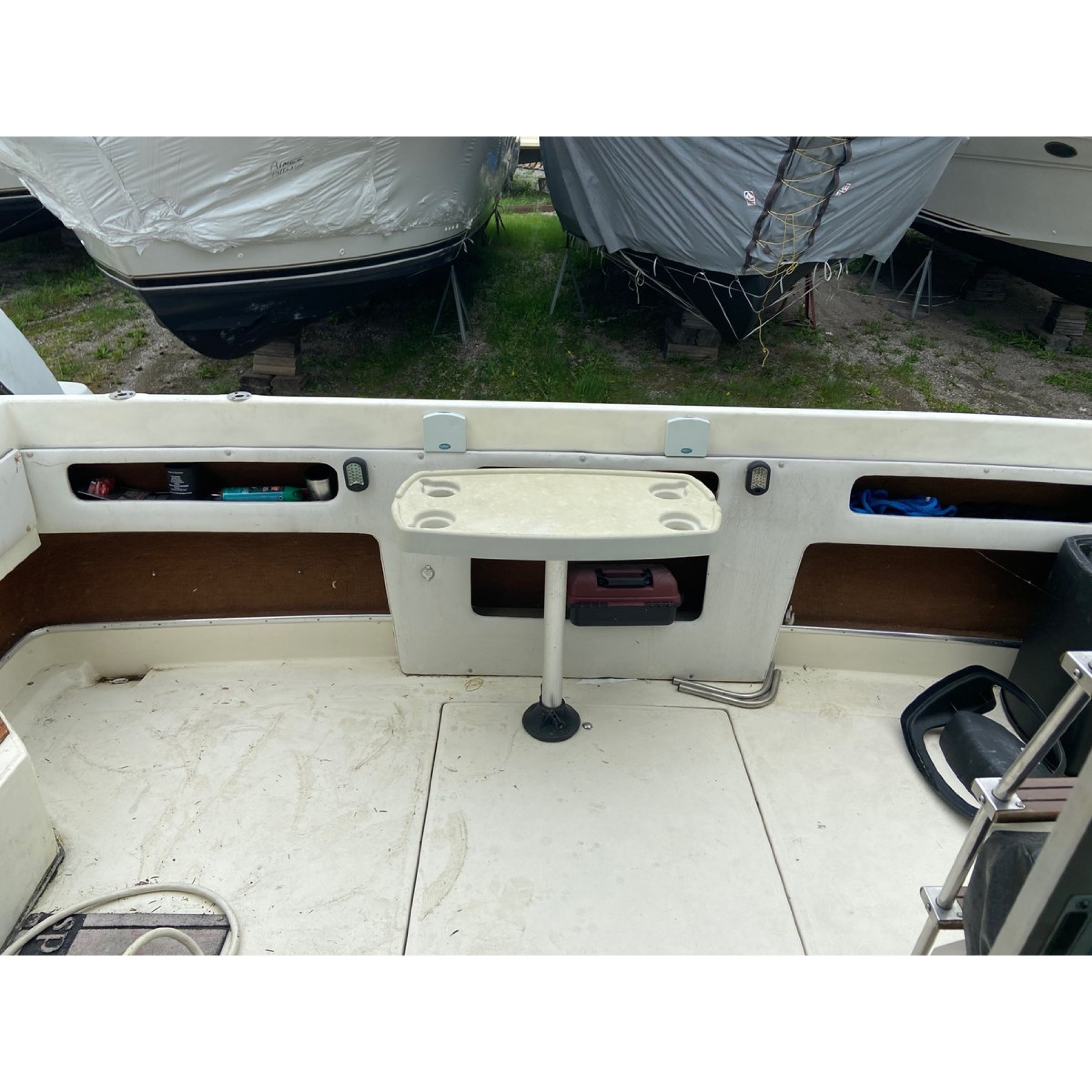 1983 34' SEA RAY Cruising Yacht 340 Fly Bridge 1983 34' SEA RAY Cruising Yacht 340 Fly Bridge