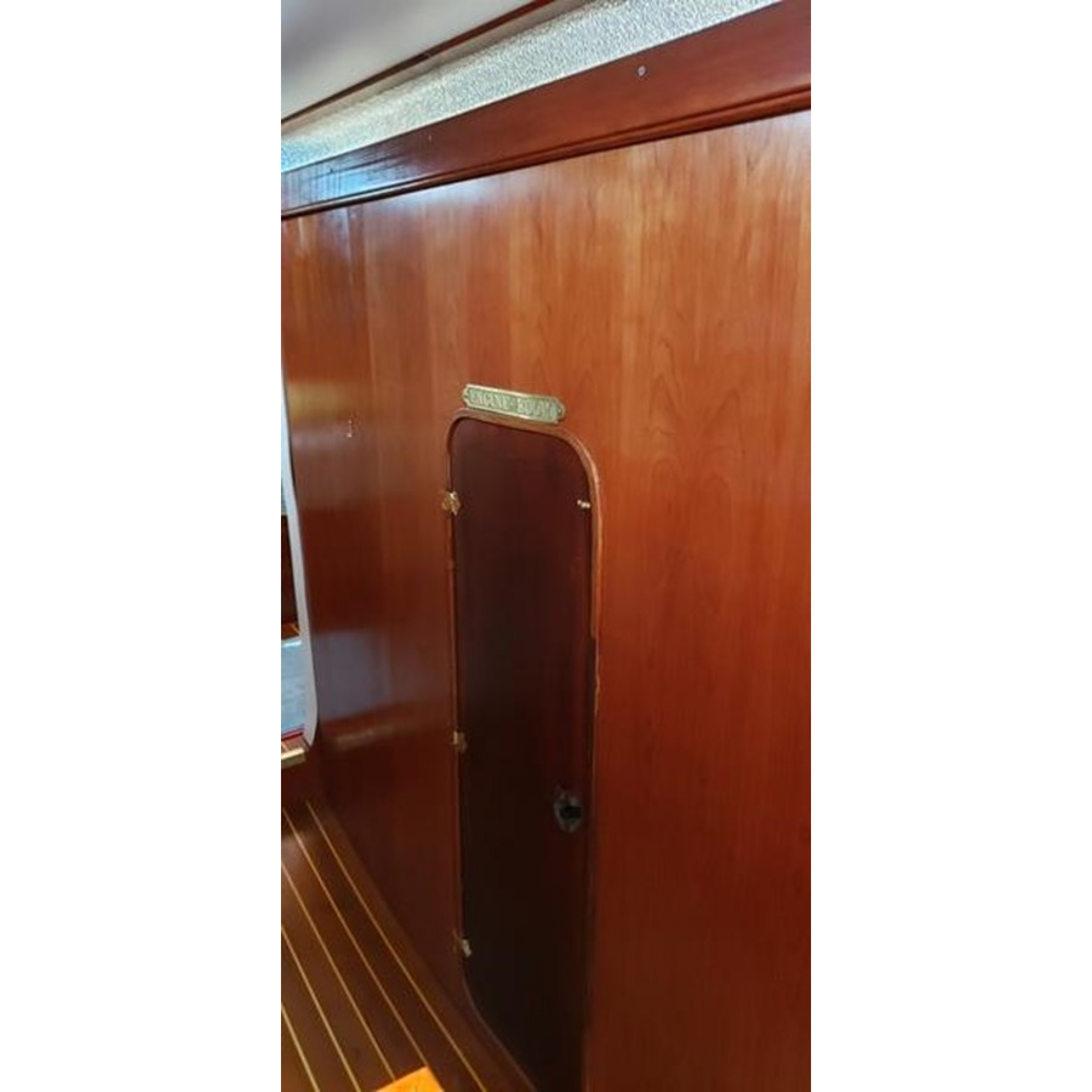 1984 43' ROBERTS Cruising Ketch Mauritius 43 1984 43' ROBERTS Cruising Ketch Mauritius 43