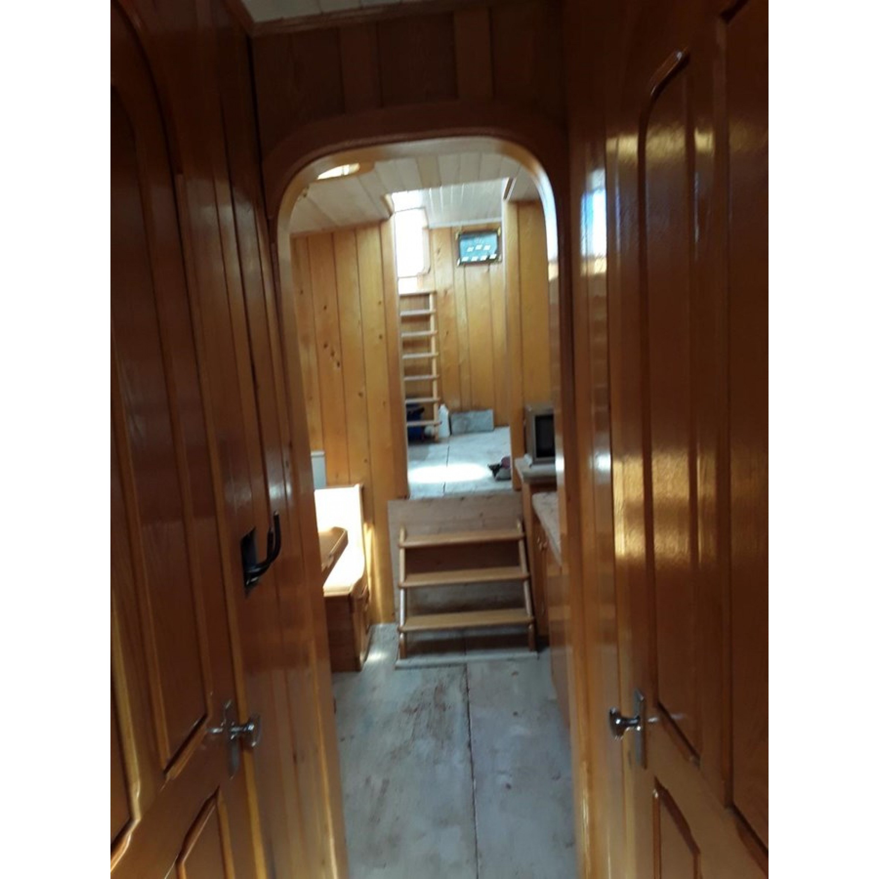 2002 53' HOME BUILT Motorsailor Roberts 53G Souris 2002 53' HOME BUILT Motorsailor Roberts 53G Souris