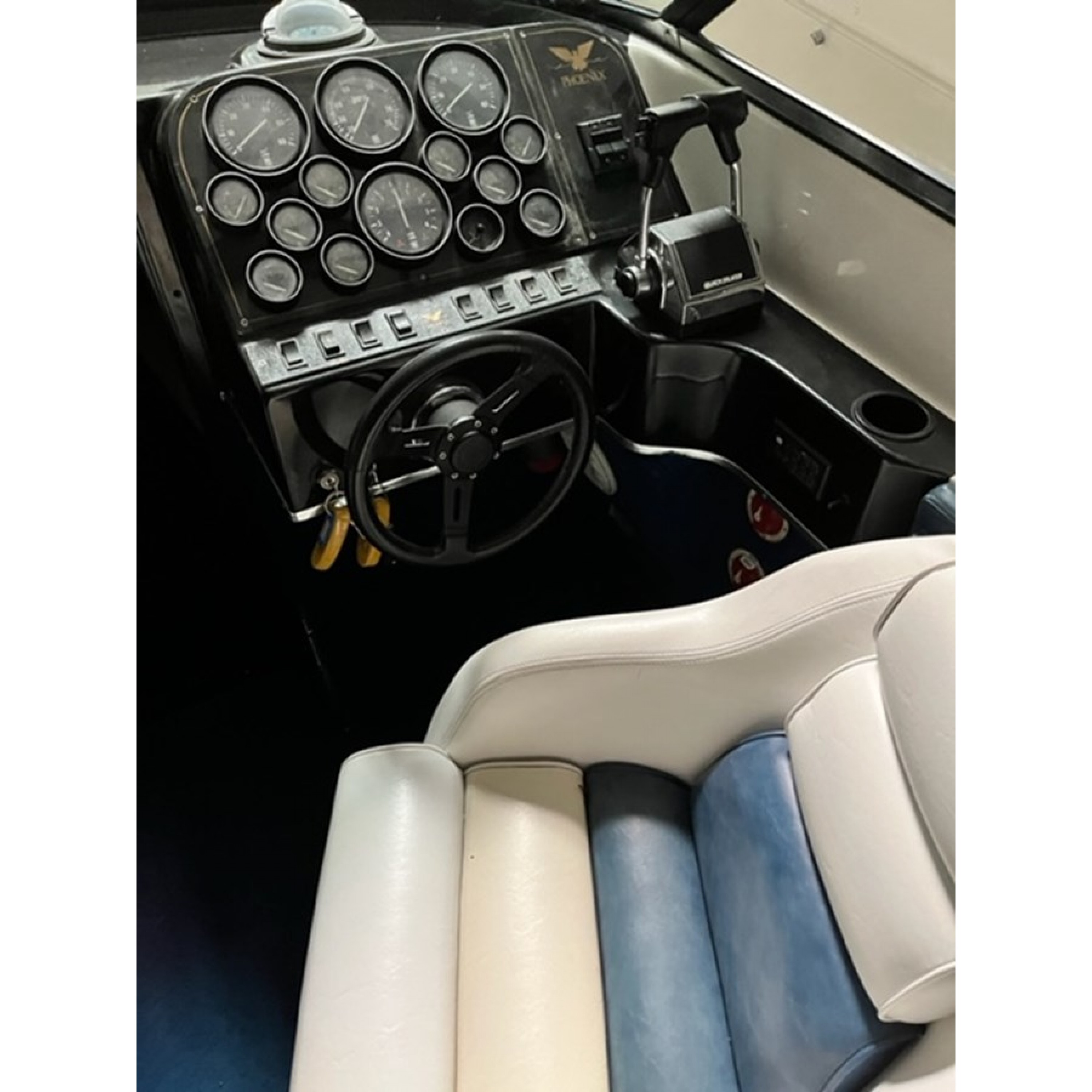 1990 24' 2" PHOENIX 25 High Performance Sport Yacht 1990 24' 2" PHOENIX 25 High Performance Sport Yacht