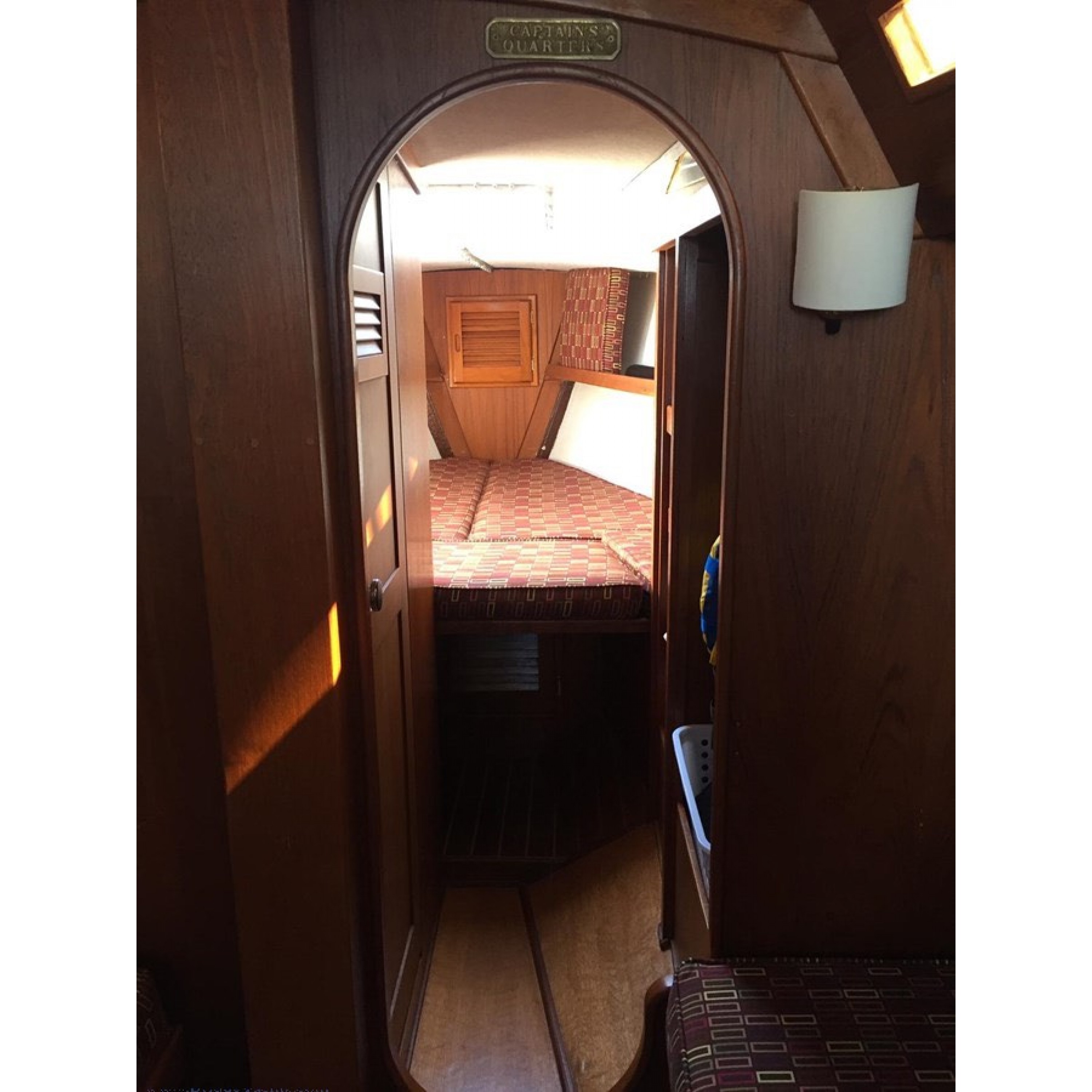 1985 36' 4" ABBOTT "Rewind" Cruising/Racing Sailboat 1985 36' 4" ABBOTT "Rewind" Cruising/Racing Sailboat