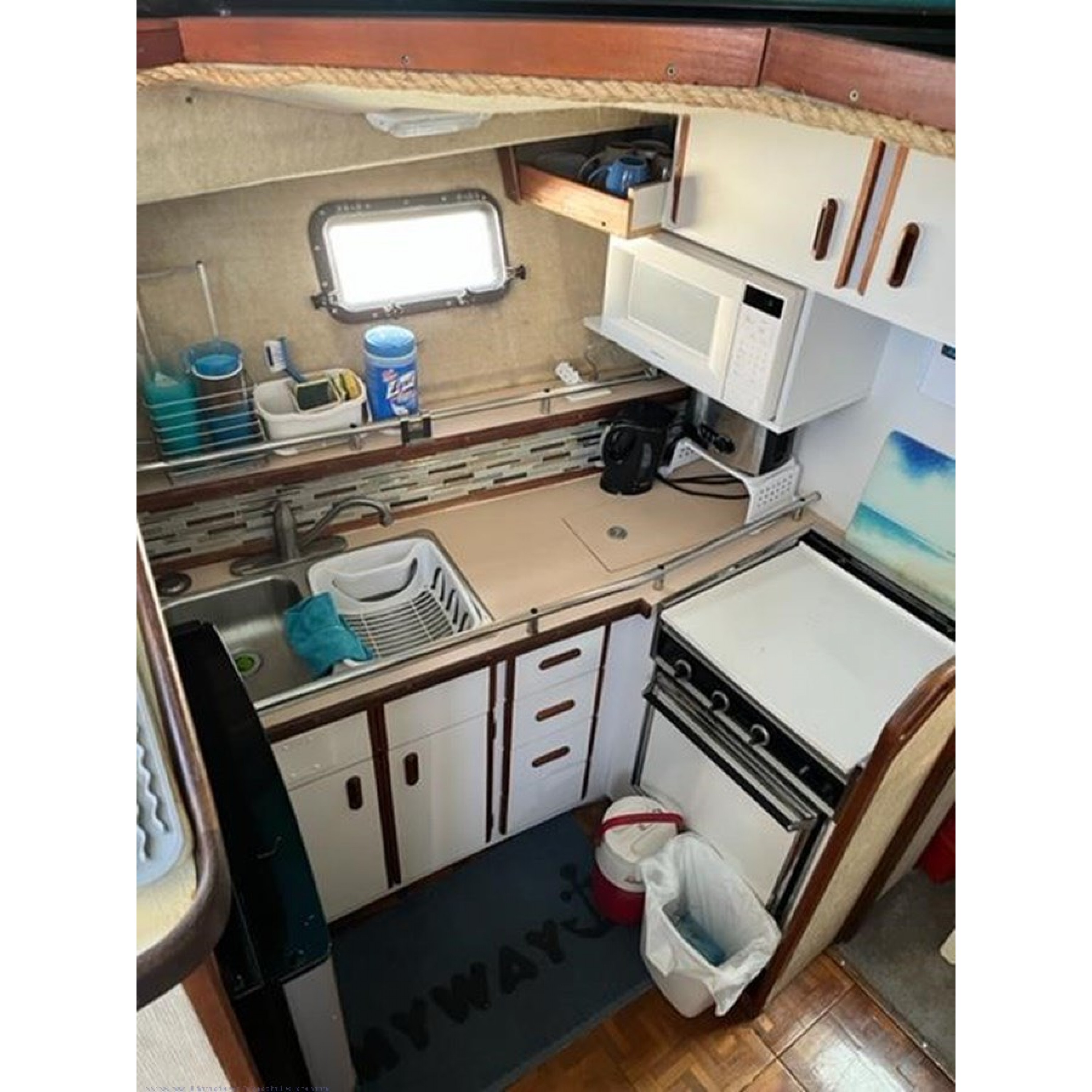 Carver 3207 1984 32ft Aft Cabin Cruiser Carver 3207 1984 32ft Aft Cabin Cruiser