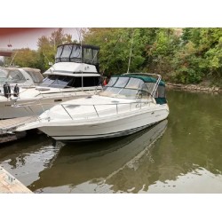 1998 30' 2" RINKER 280 Fiesta Vee 1998 30' 2" RINKER 280 Fiesta Vee