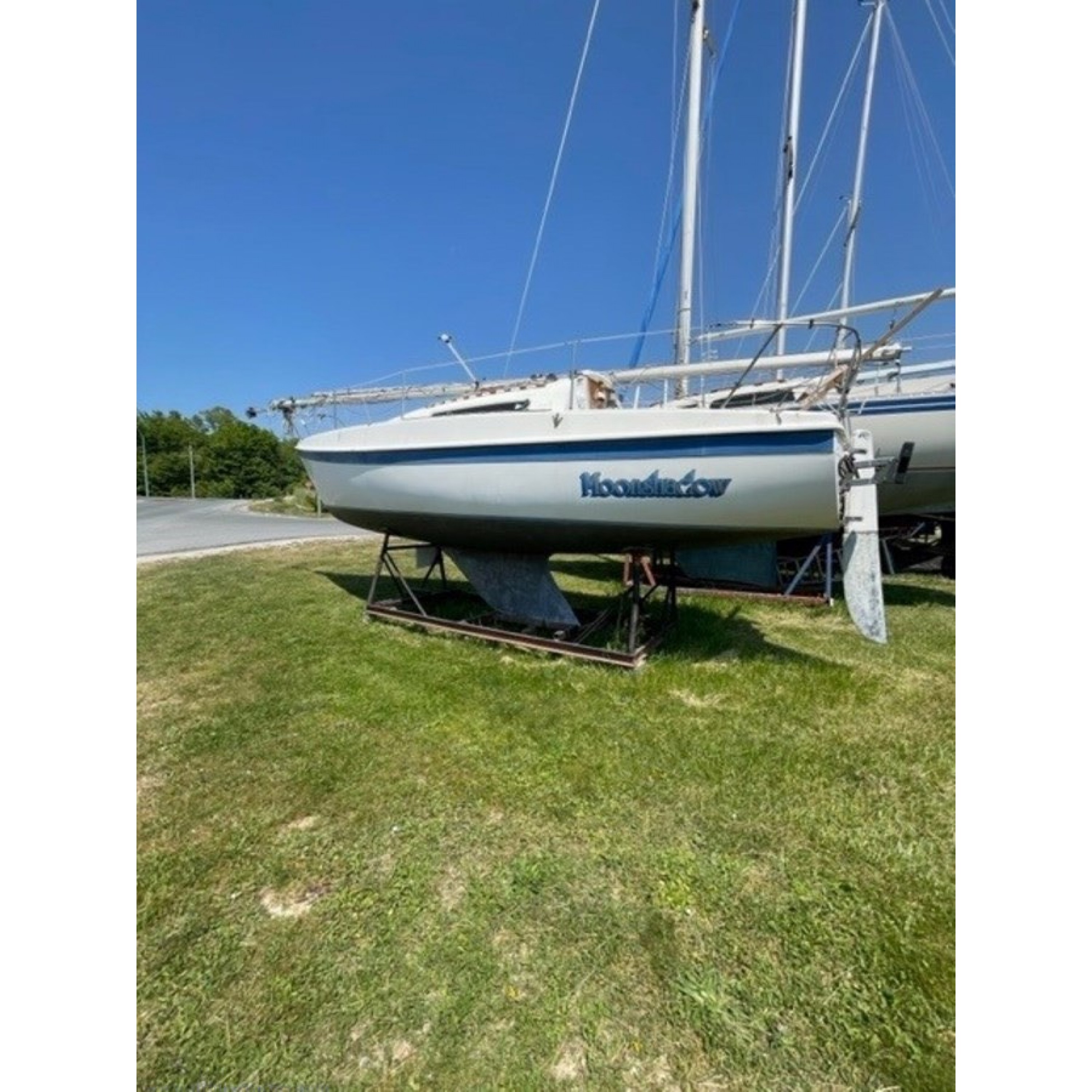 1975 26' TANZER YACHTS Cruising Sailboat Moonshadow