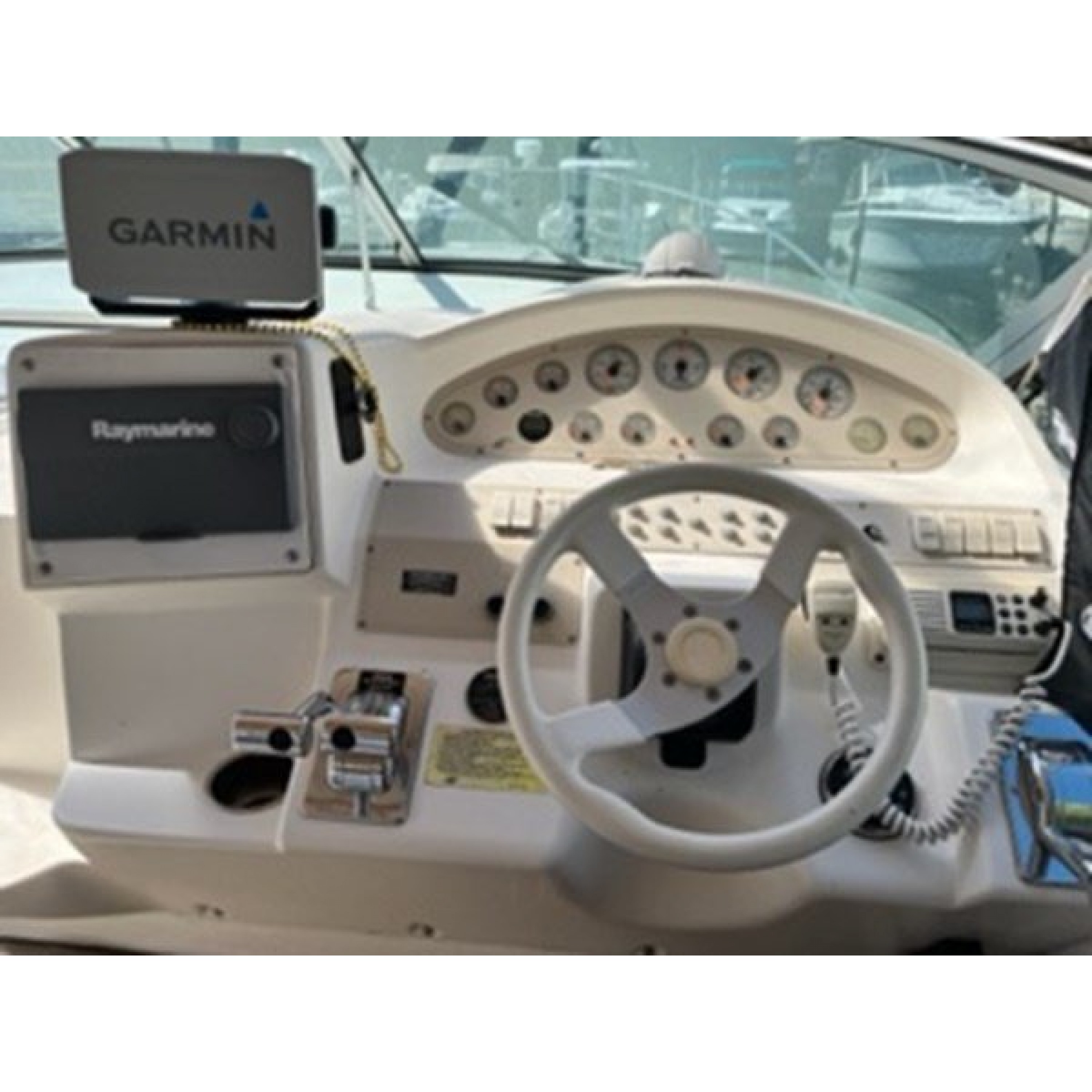 1996 34' 10" CRUISERS YACHTS Cruising Yacht 1996 34' 10" CRUISERS YACHTS Cruising Yacht
