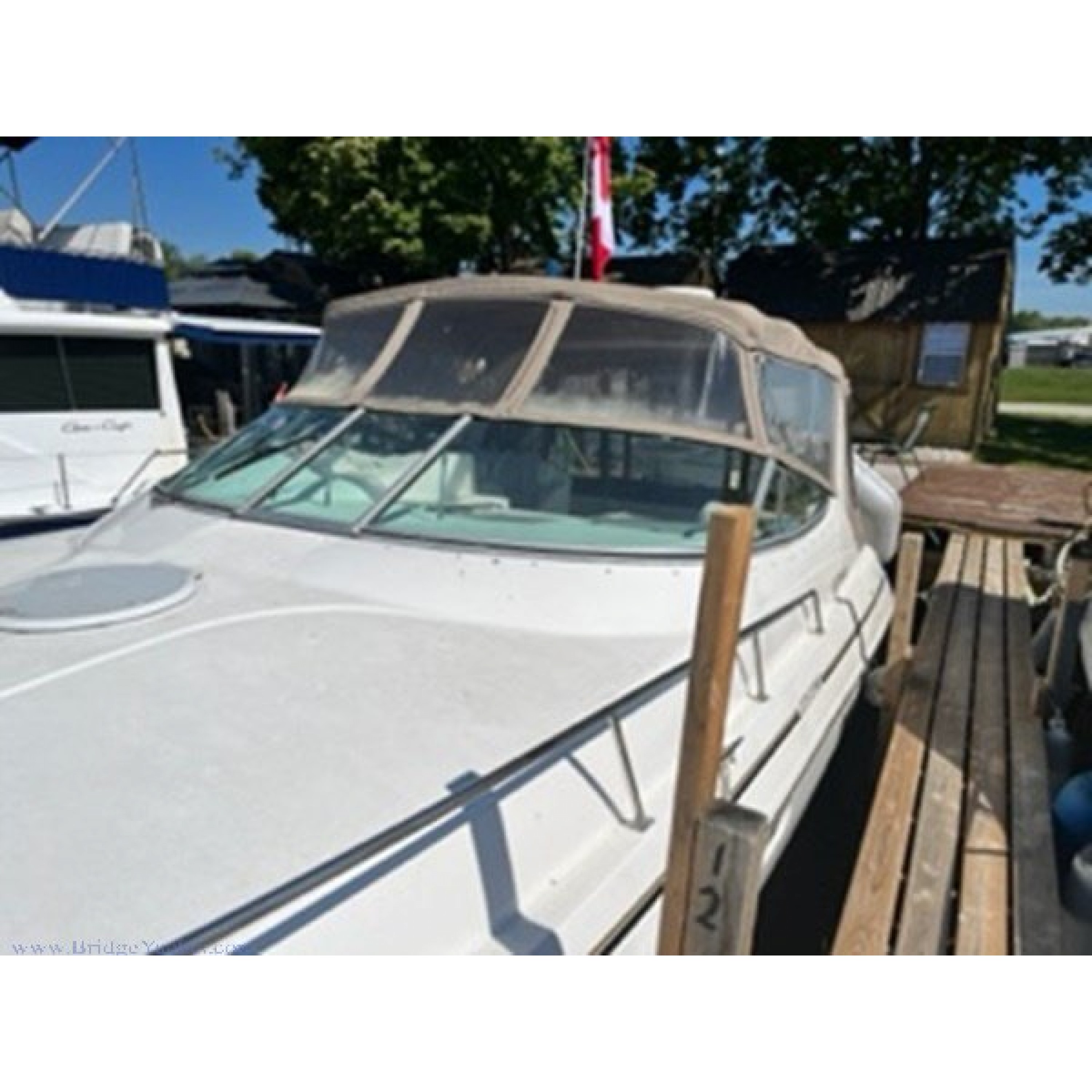 1996 34' 10" CRUISERS YACHTS Cruising Yacht 1996 34' 10" CRUISERS YACHTS Cruising Yacht