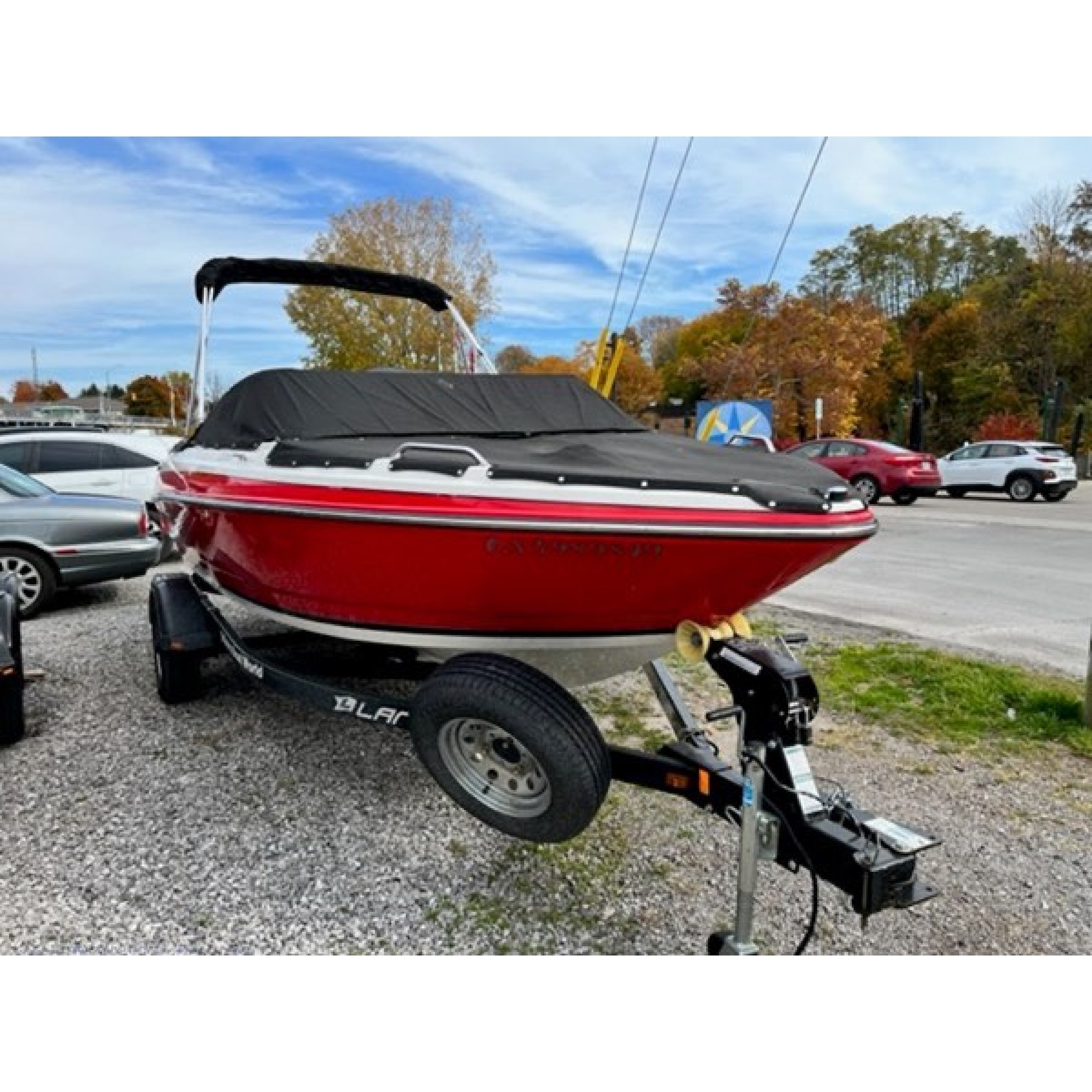 2015 21' 1" LARSON Boat 2015 21' 1" LARSON Boat