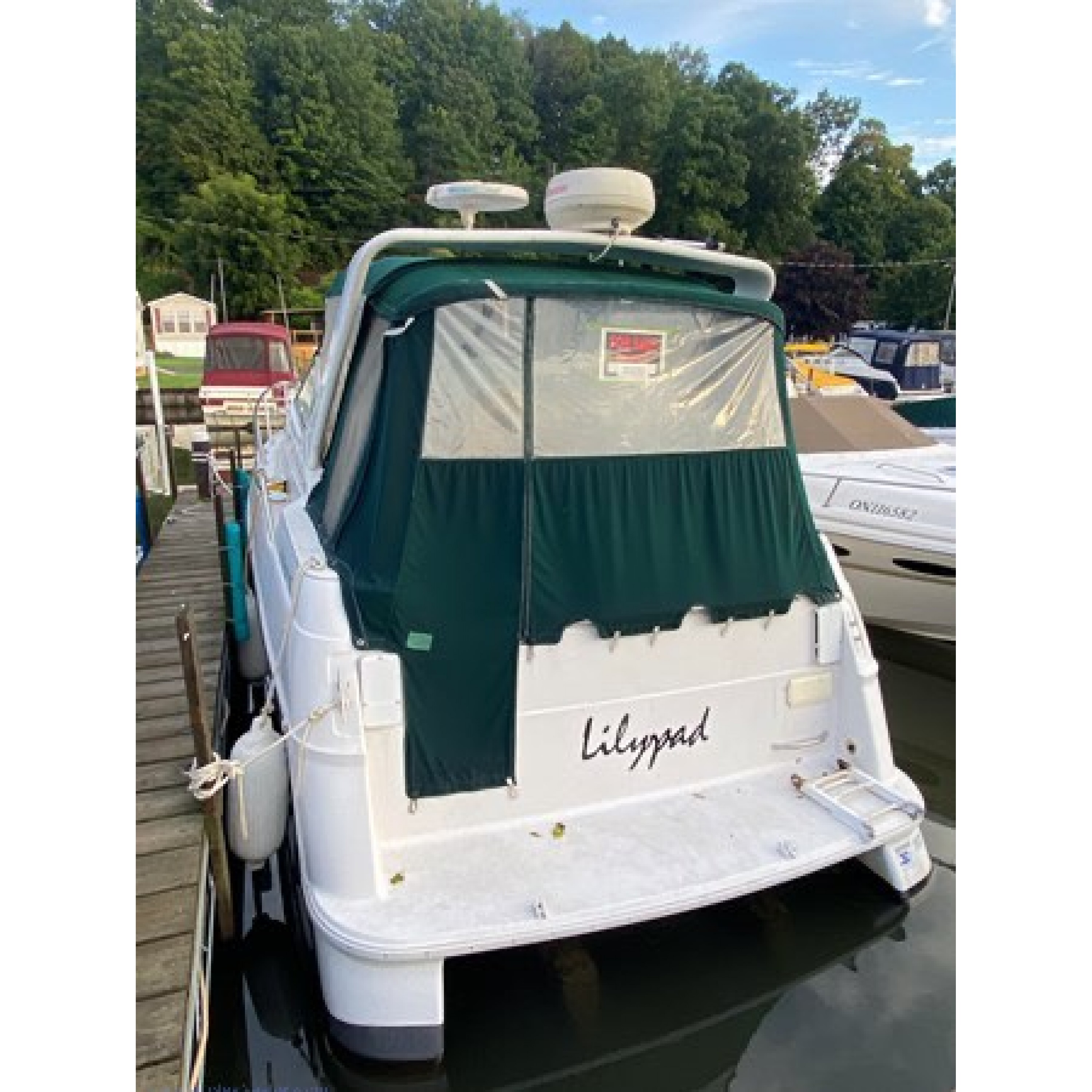 1998 27' 2" FOUR WINNS Cruising Yacht - Lillypad 1998 27' 2" FOUR WINNS Cruising Yacht - Lillypad