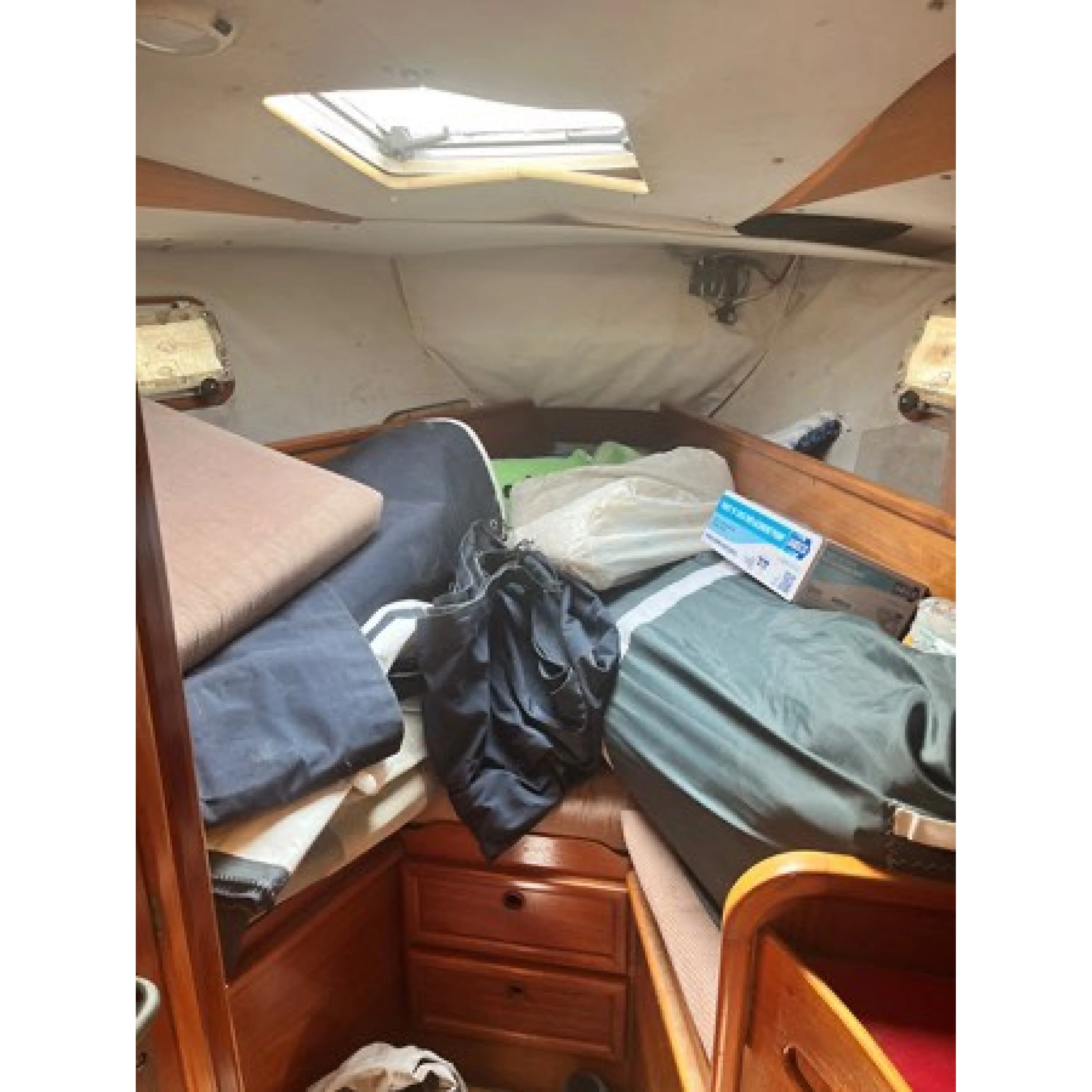 1988 41' JEANNEAU 41 Sun Legend Cruising Sailboat Hali 1988 41' JEANNEAU 41 Sun Legend Cruising Sailboat Hali
