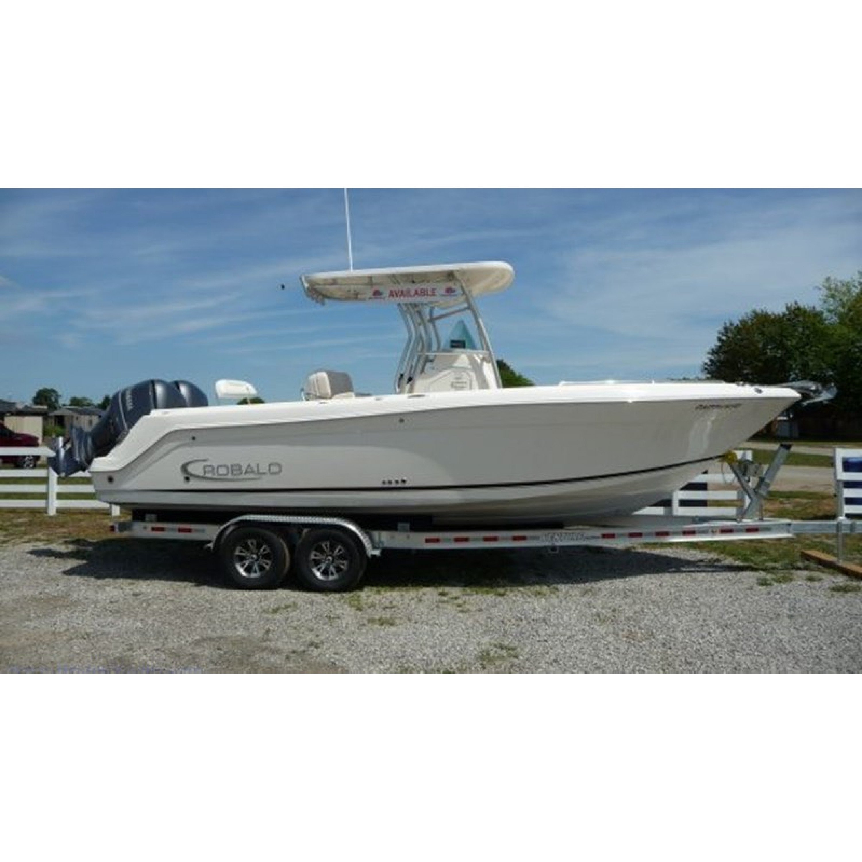 2017 26' 5" ROBALO R 260 Sport Fisherman