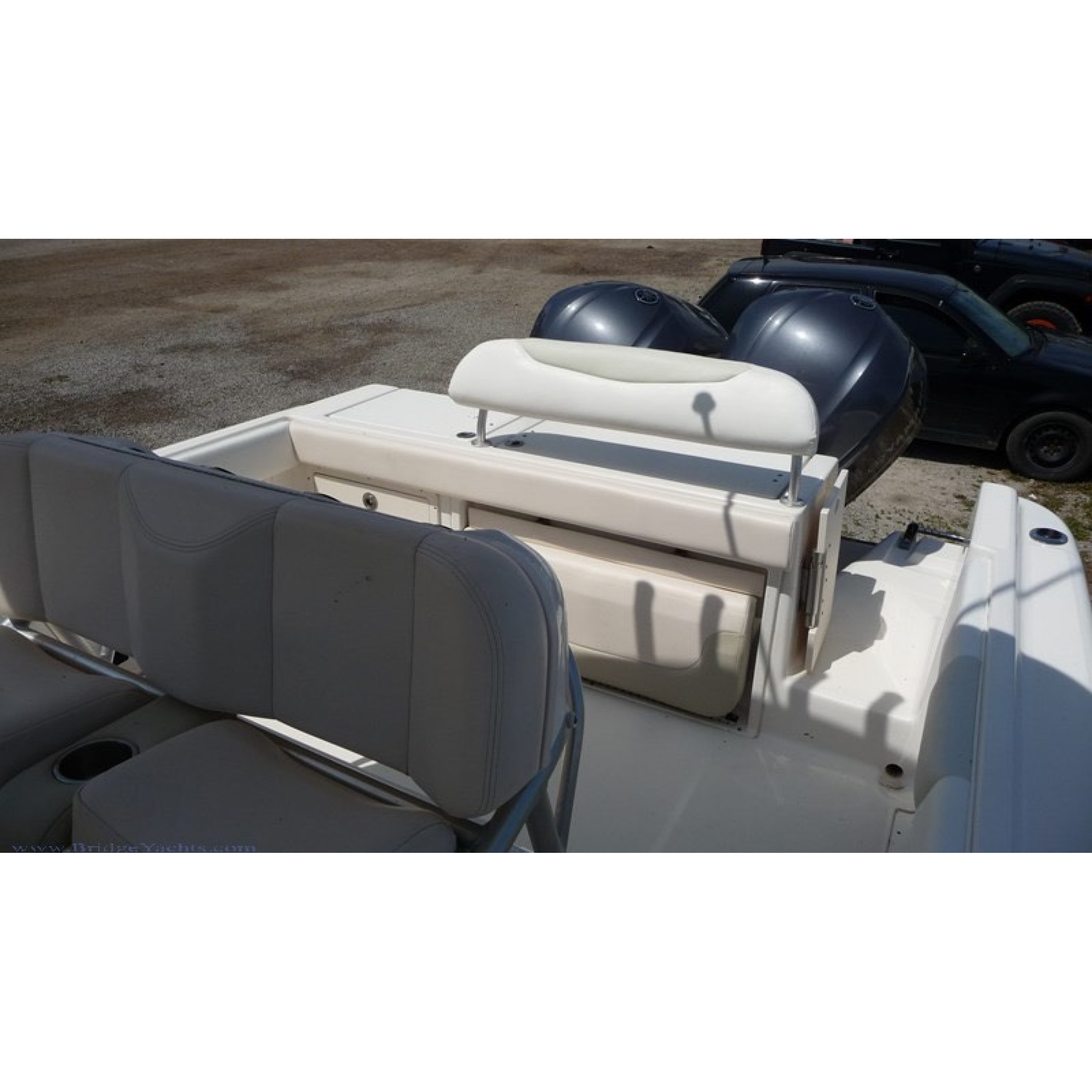2017 26' 5" ROBALO R 260 Sport Fisherman 2017 26' 5" ROBALO R 260 Sport Fisherman