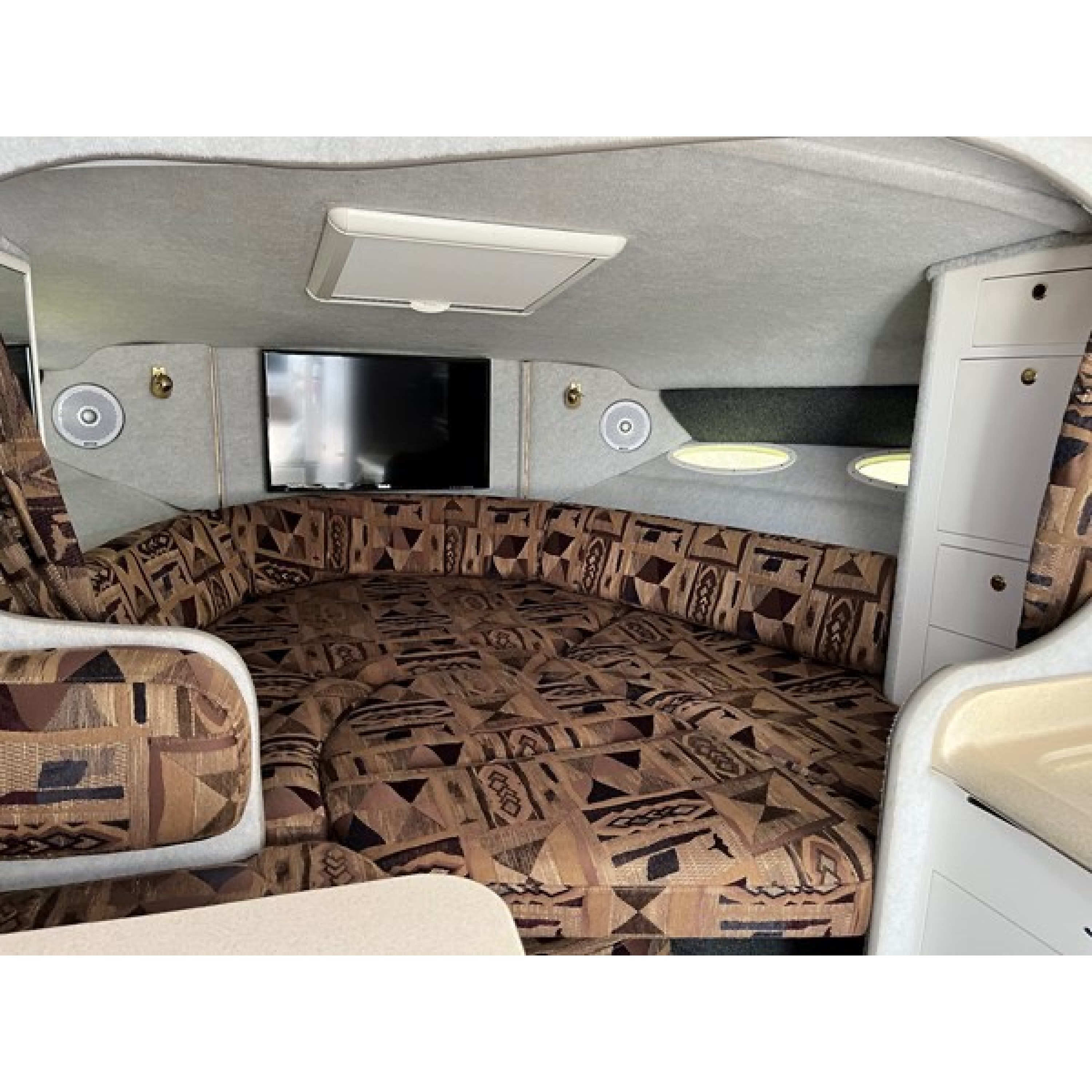 2000 29' 6" SEA RAY 290 Sundancer Double Cabin Honeymoon 2000 29' 6" SEA RAY 290 Sundancer Double Cabin Honeymoon