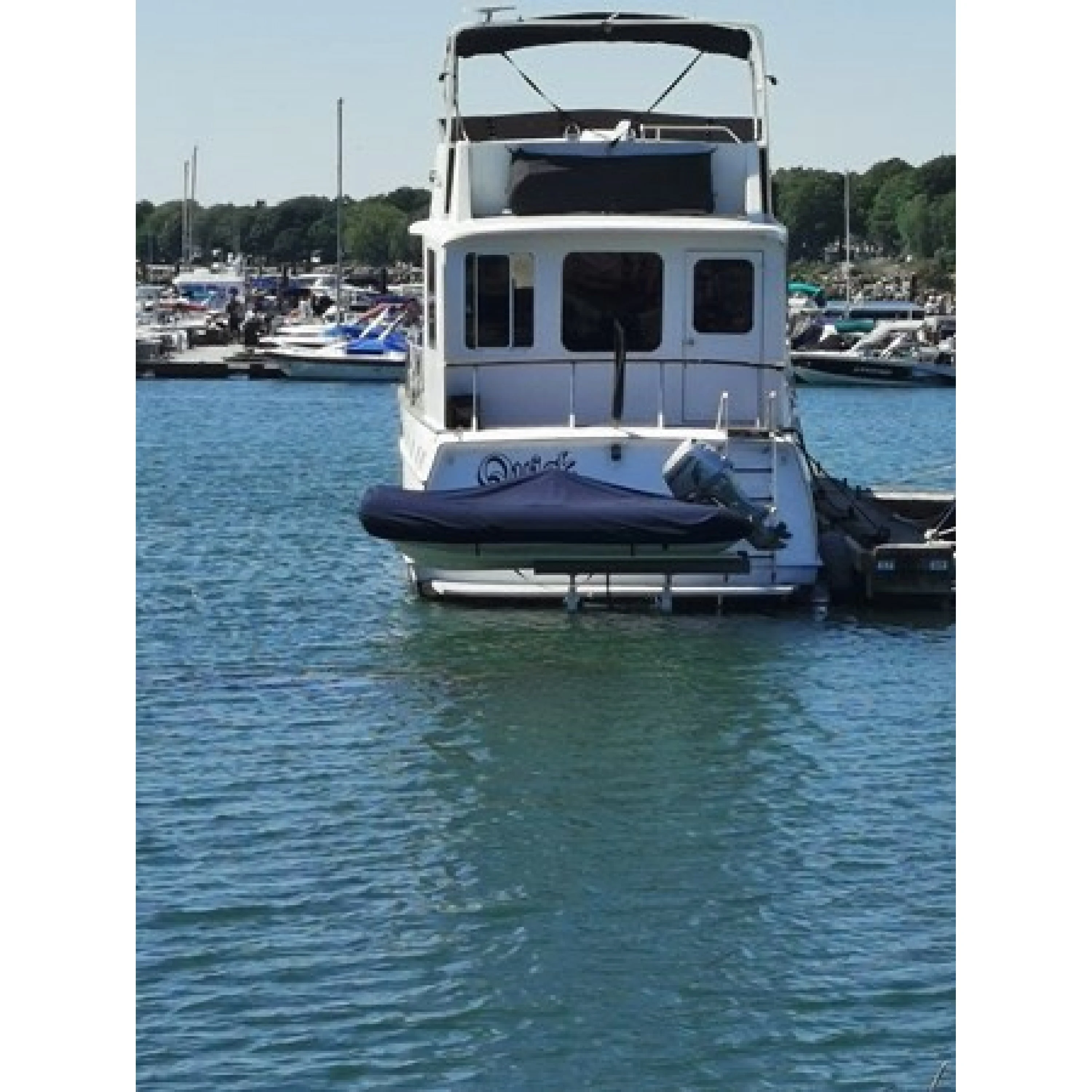 1968 57' 3" CHRIS CRAFT Roamer Aft Cabin Classic Motor Yacht Quick Release 1968 57' 3" CHRIS CRAFT Roamer Aft Cabin Classic Motor Yacht Quick Release