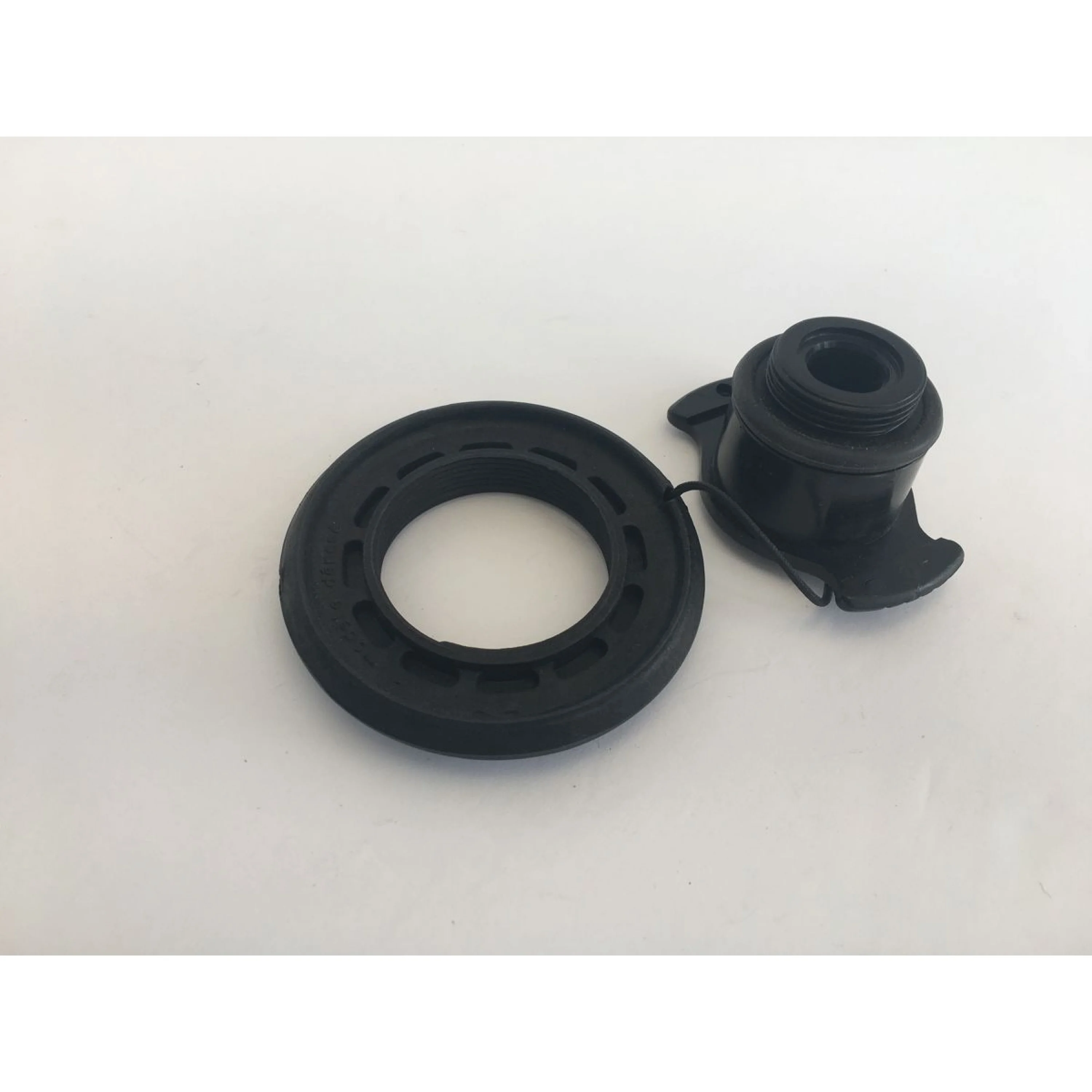 ZODIAC 60052 CAP WITH SCREW BLACK ZODIAC 60052 CAP WITH SCREW BLACK