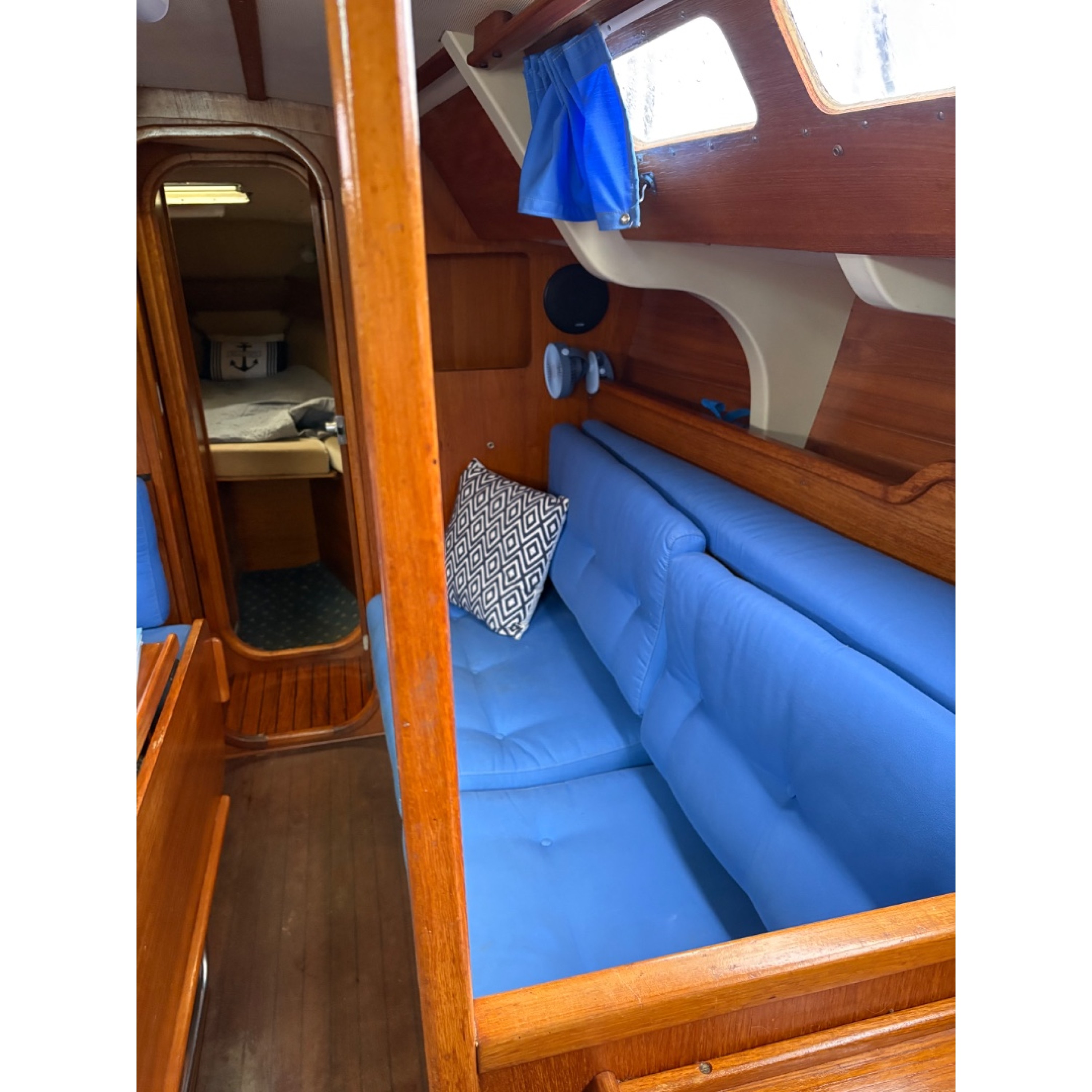 1985 Jeanneau Sun Shine 36 CB