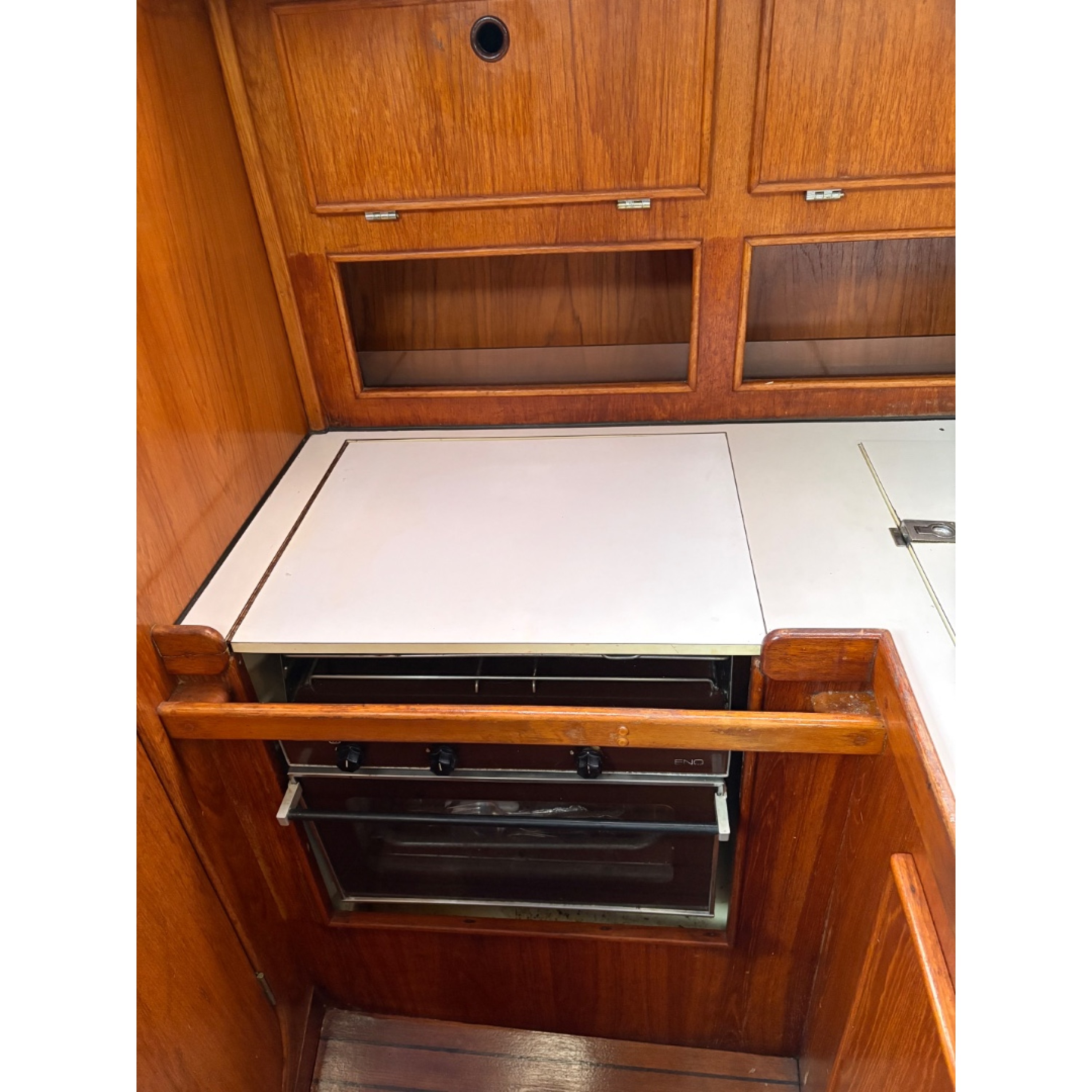 1985 Jeanneau Sun Shine 36 CB