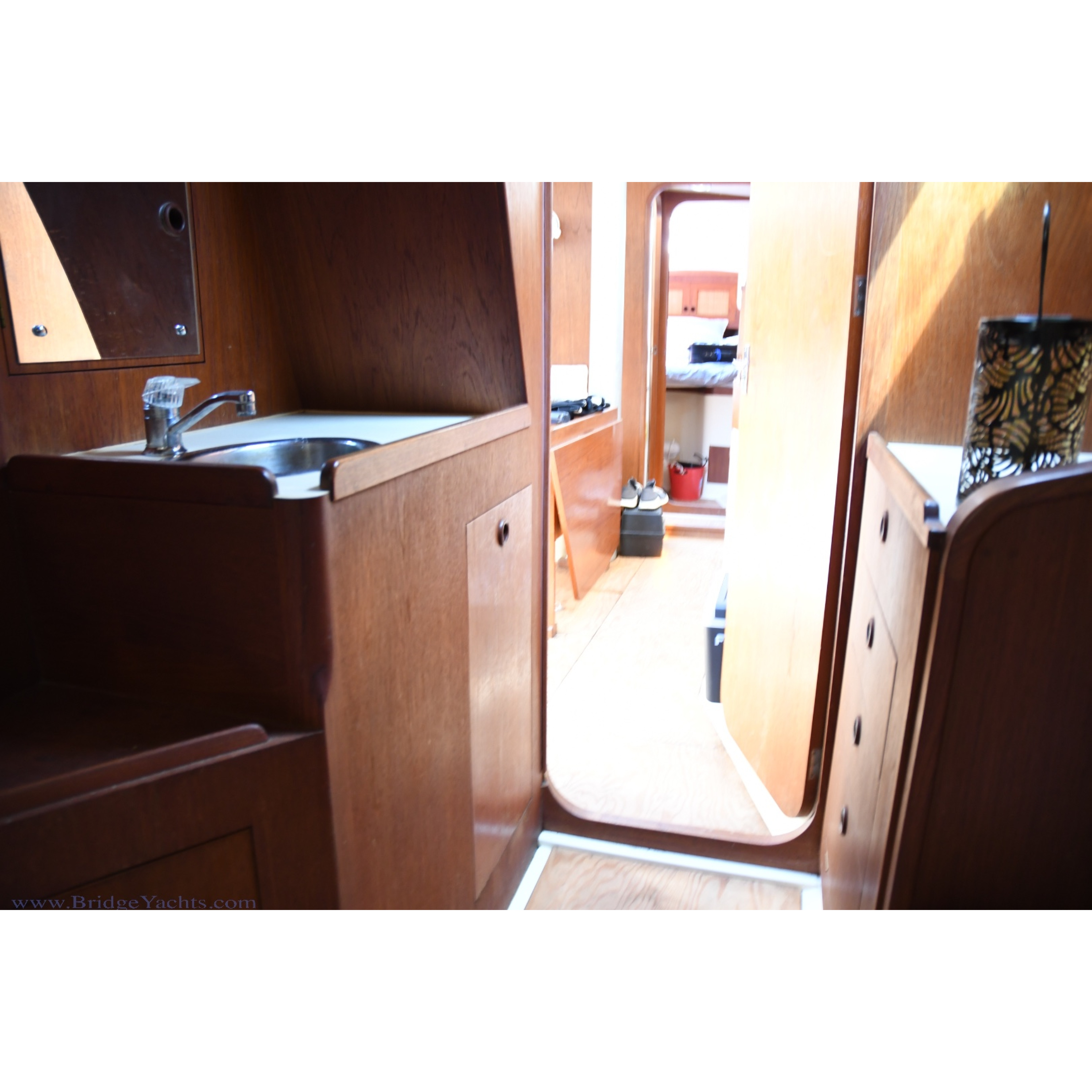1987 CS 40 Canadian Sailcraft