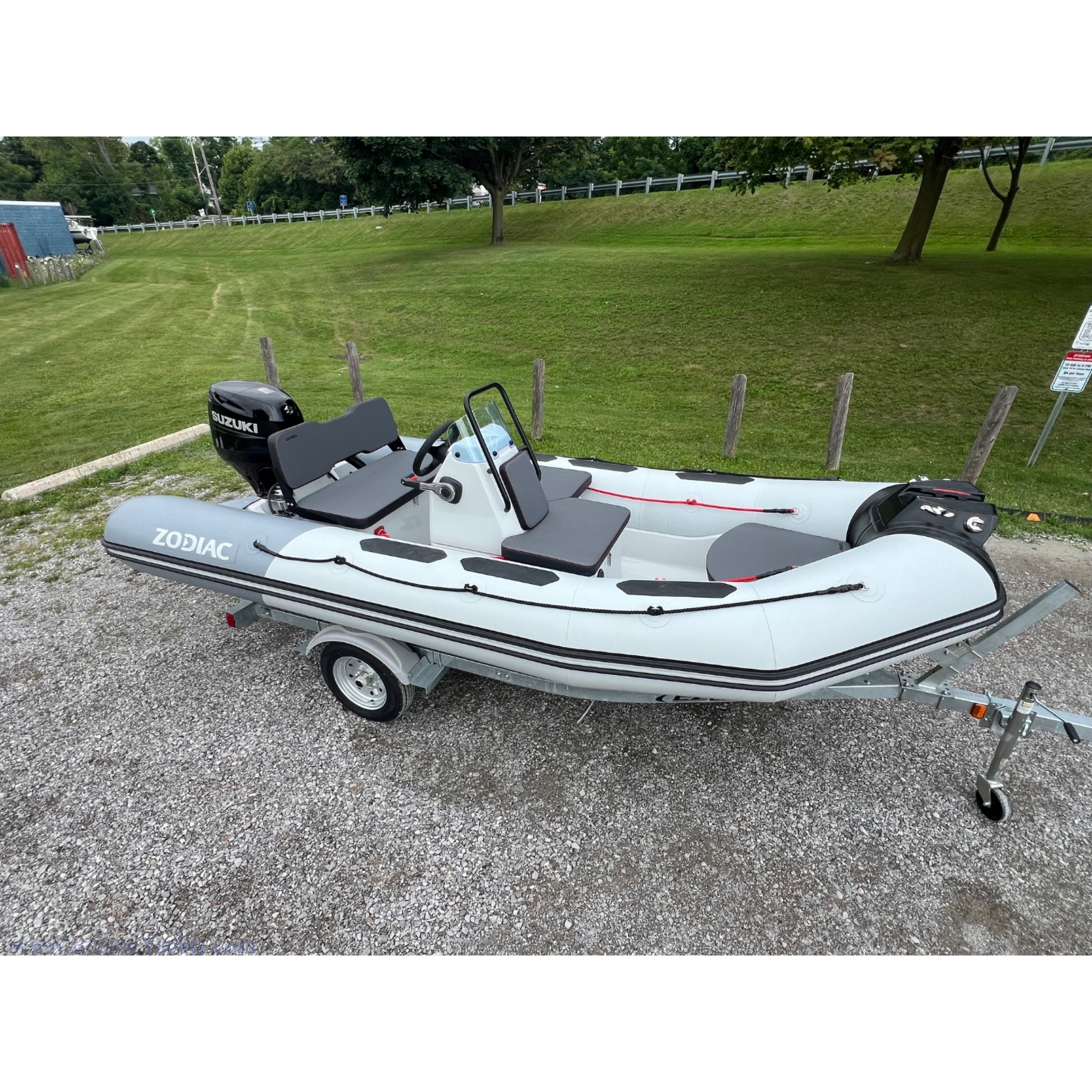Zodiac Boat Open 4.2 Inflatable RIB - Hypalon Zodiac Boat Open 4.2 Inflatable RIB - Hypalon