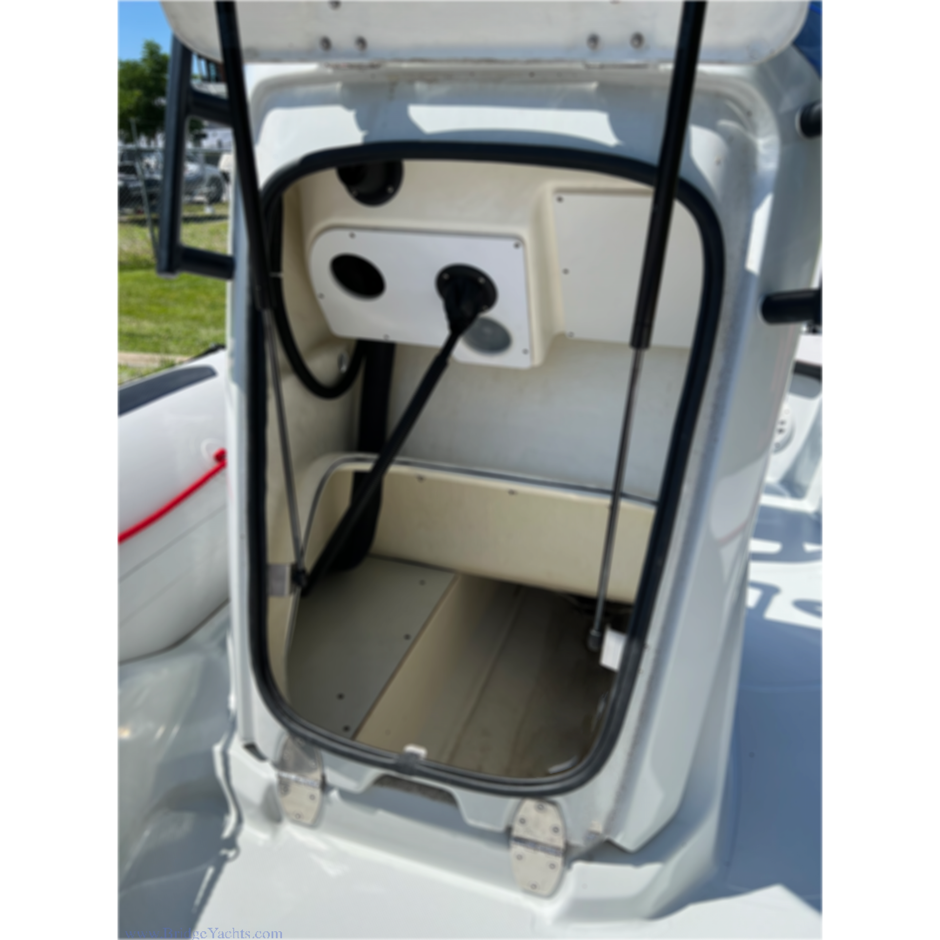 Zodiac Boat Open 5.5 Inflatable RIB Zodiac Boat Open 5.5 Inflatable RIB